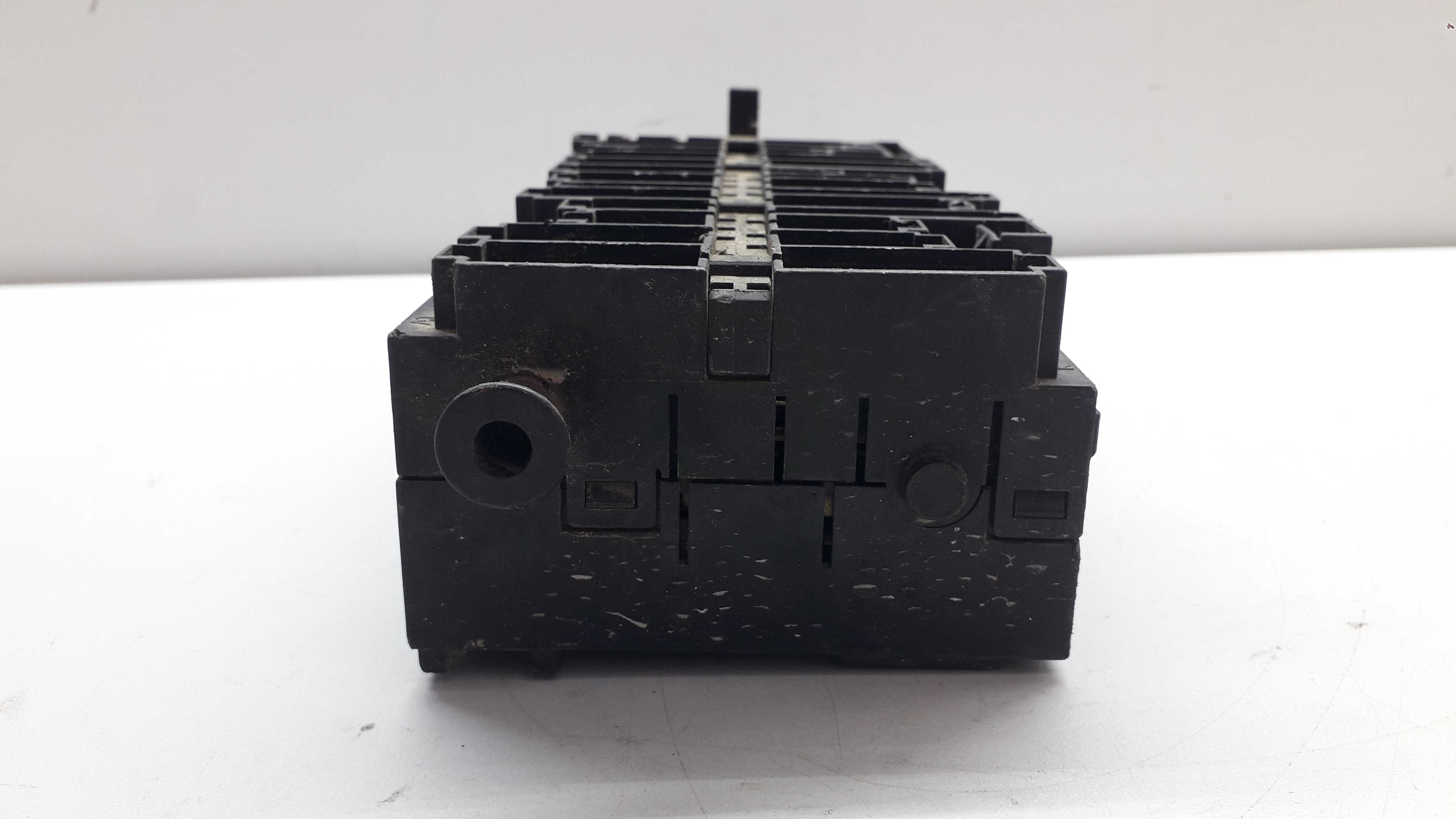 Caixa De Fusíveis Vw Golf/audi A4 1994/1998 5