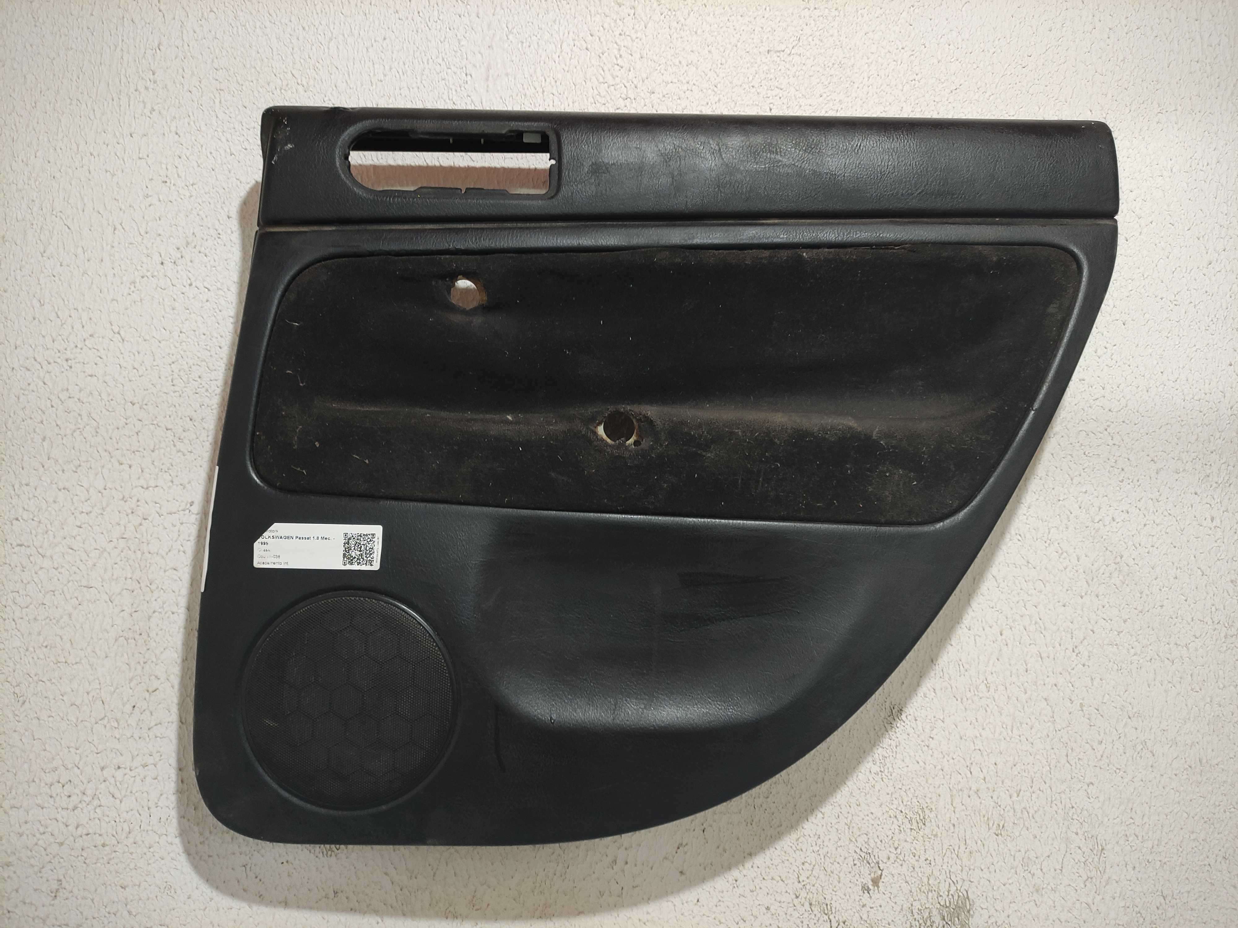 Forro De Porta Traseira Direita Passat 99 1