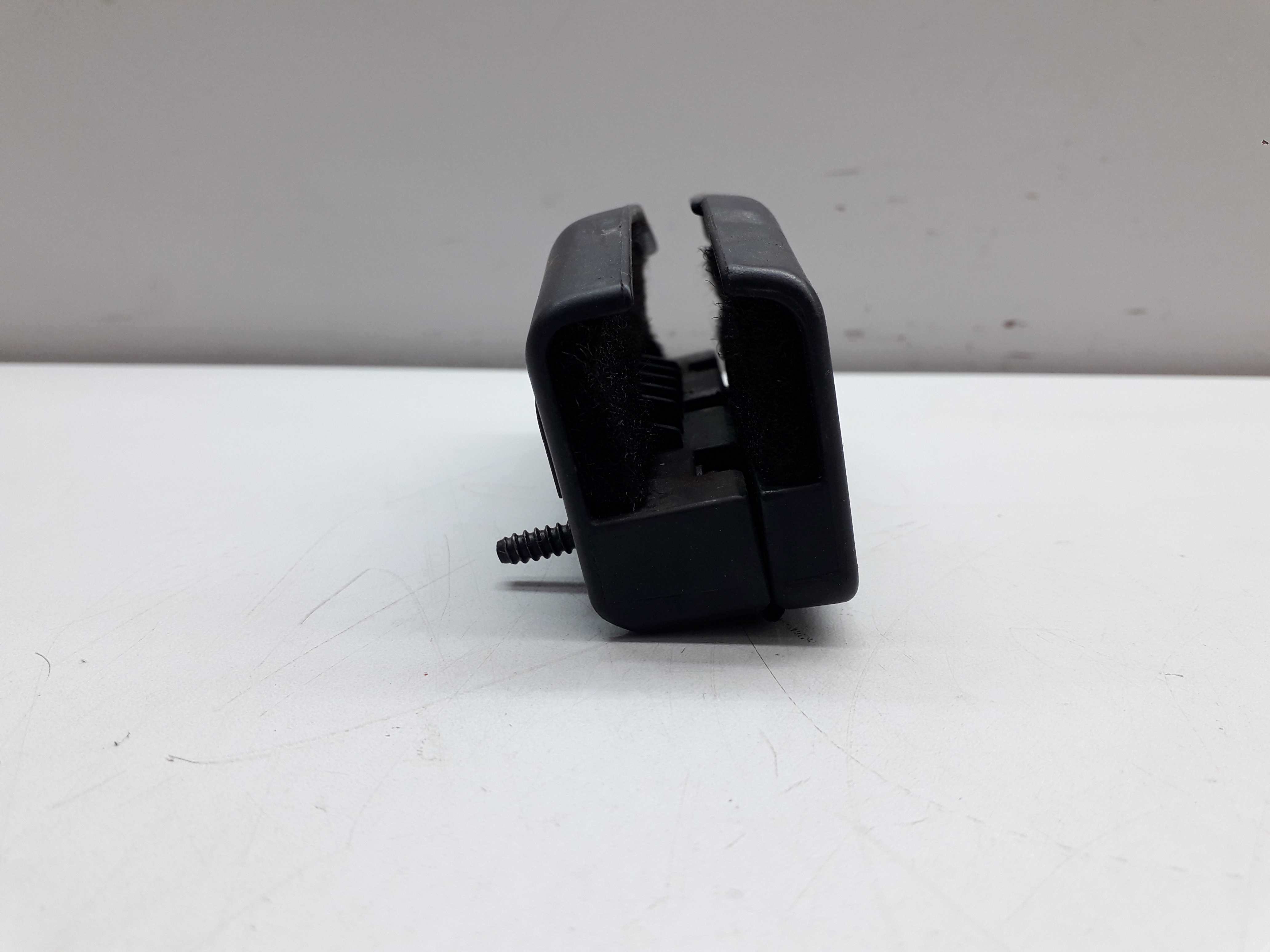 Suporte Fixação Triângulo Audi A4/vw Passat Alemão 1999 4
