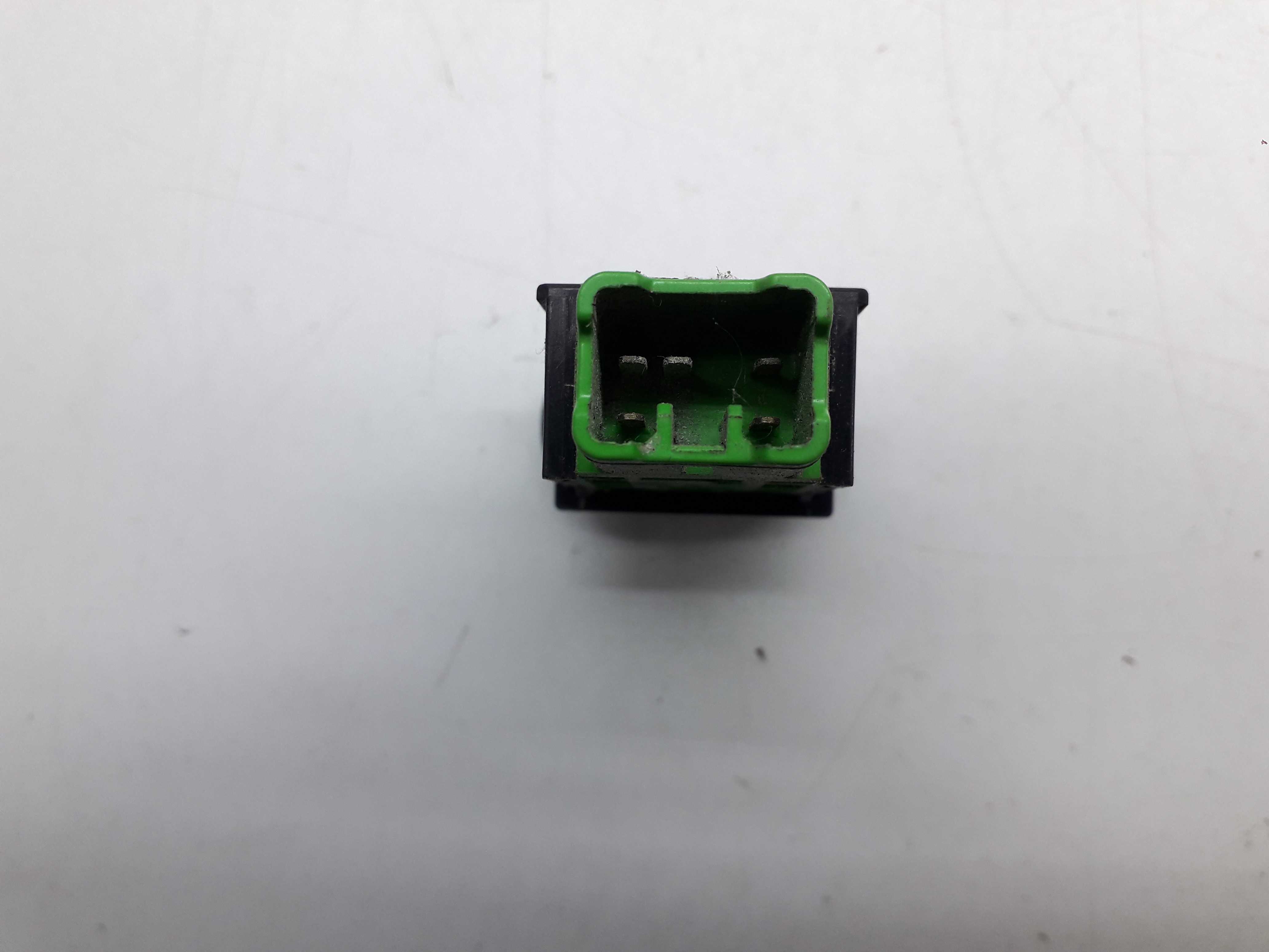 Botão Desembaçador Gm Tracker 2008 6