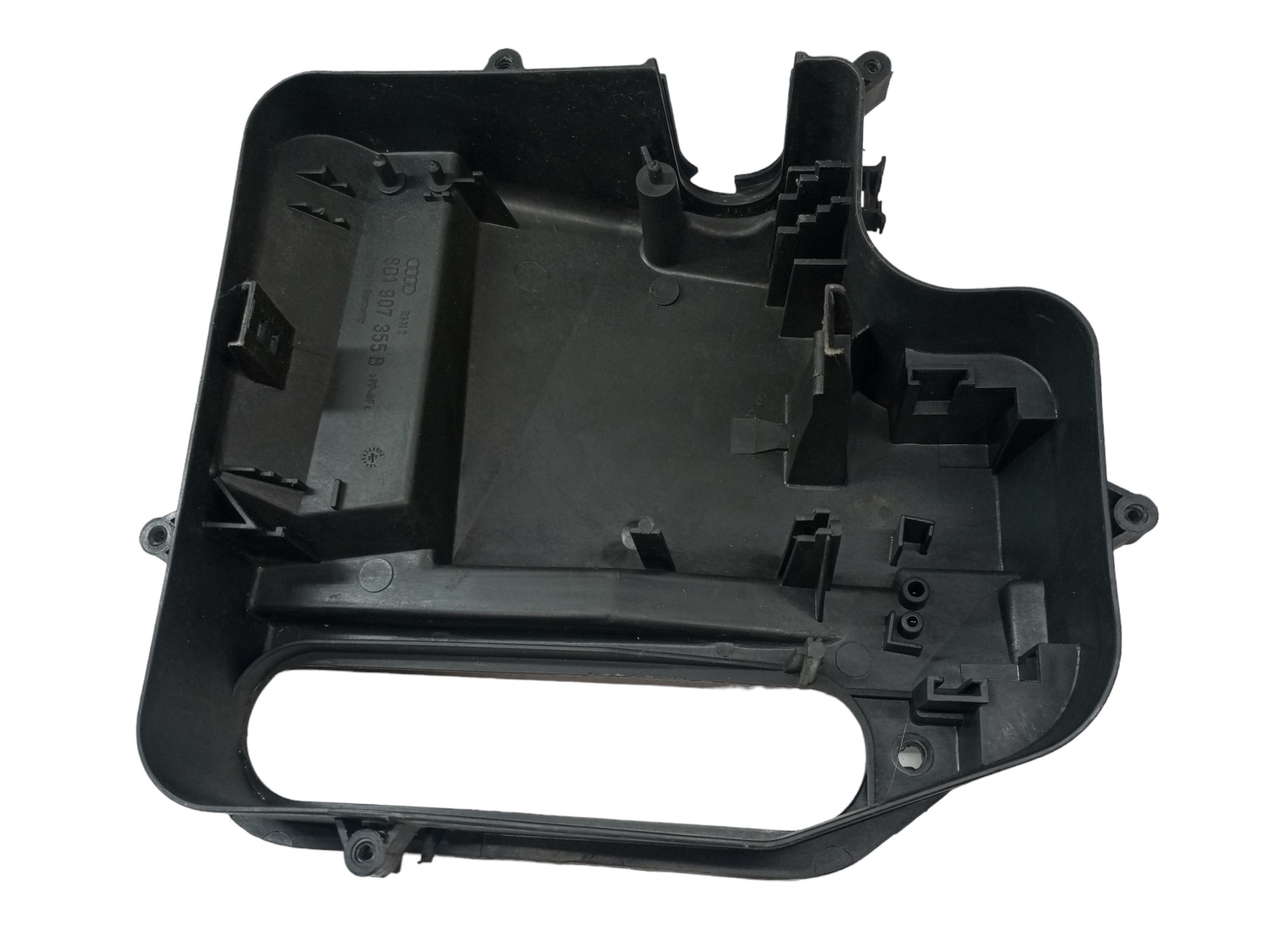 Suporte Caixa Modulo De Injecao Passat 99 Audi A4 V6 97 99 5