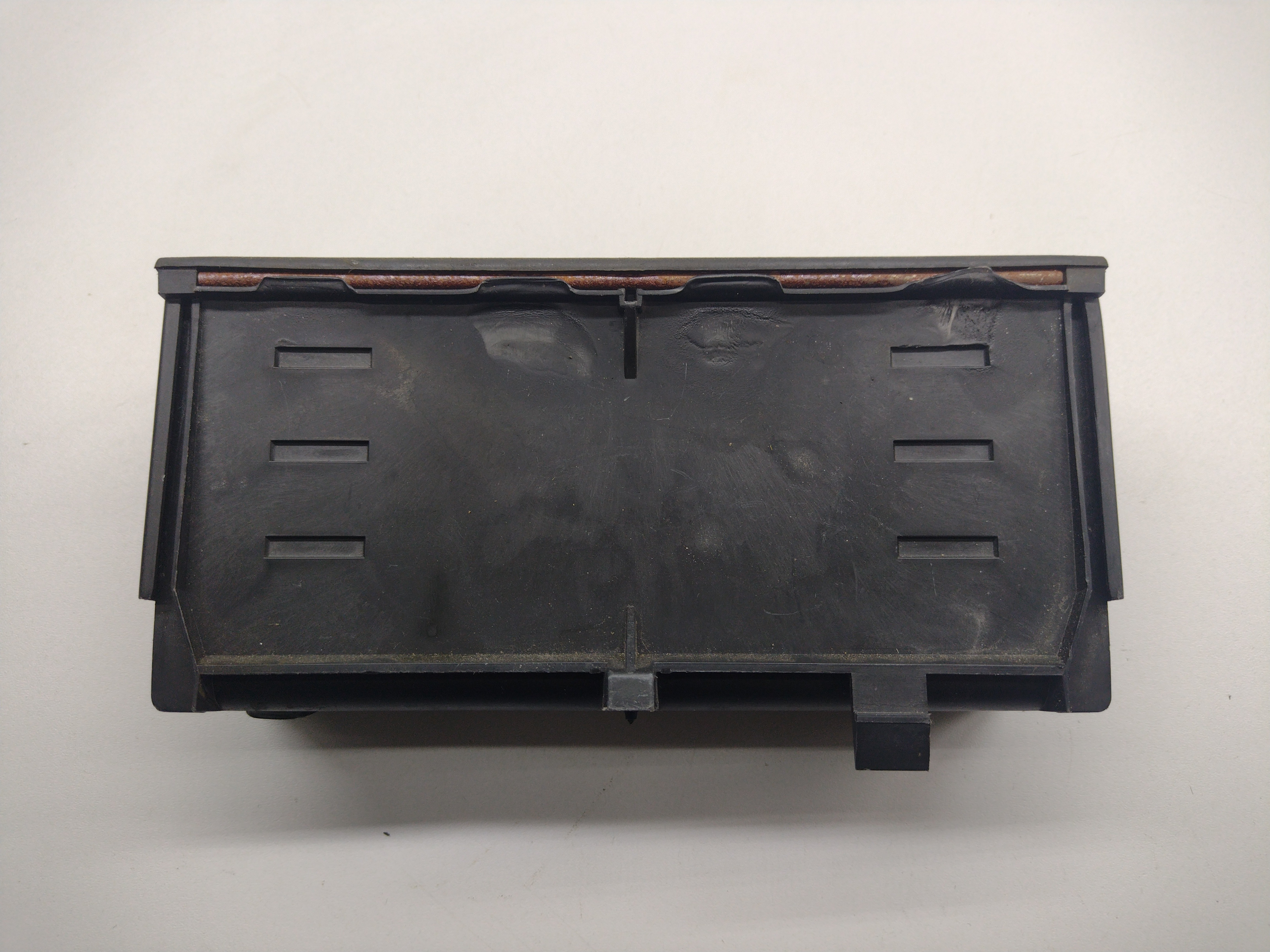 Porta Treco Mercedes C230 1984/1986 Com Avaria 7