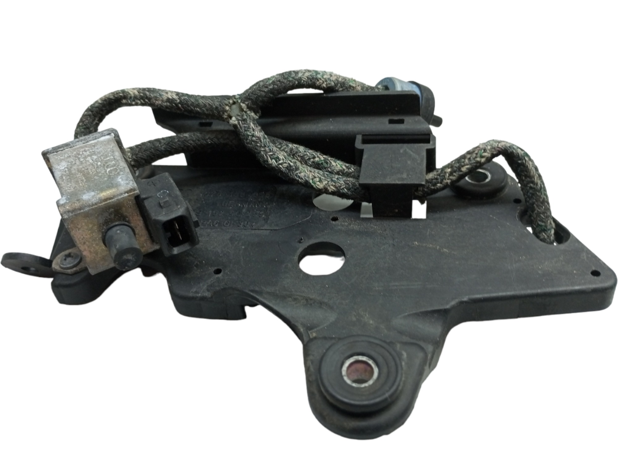 Suporte Soleoide Valvula Vacuo Audi A4 99 2000 Passat 99 7