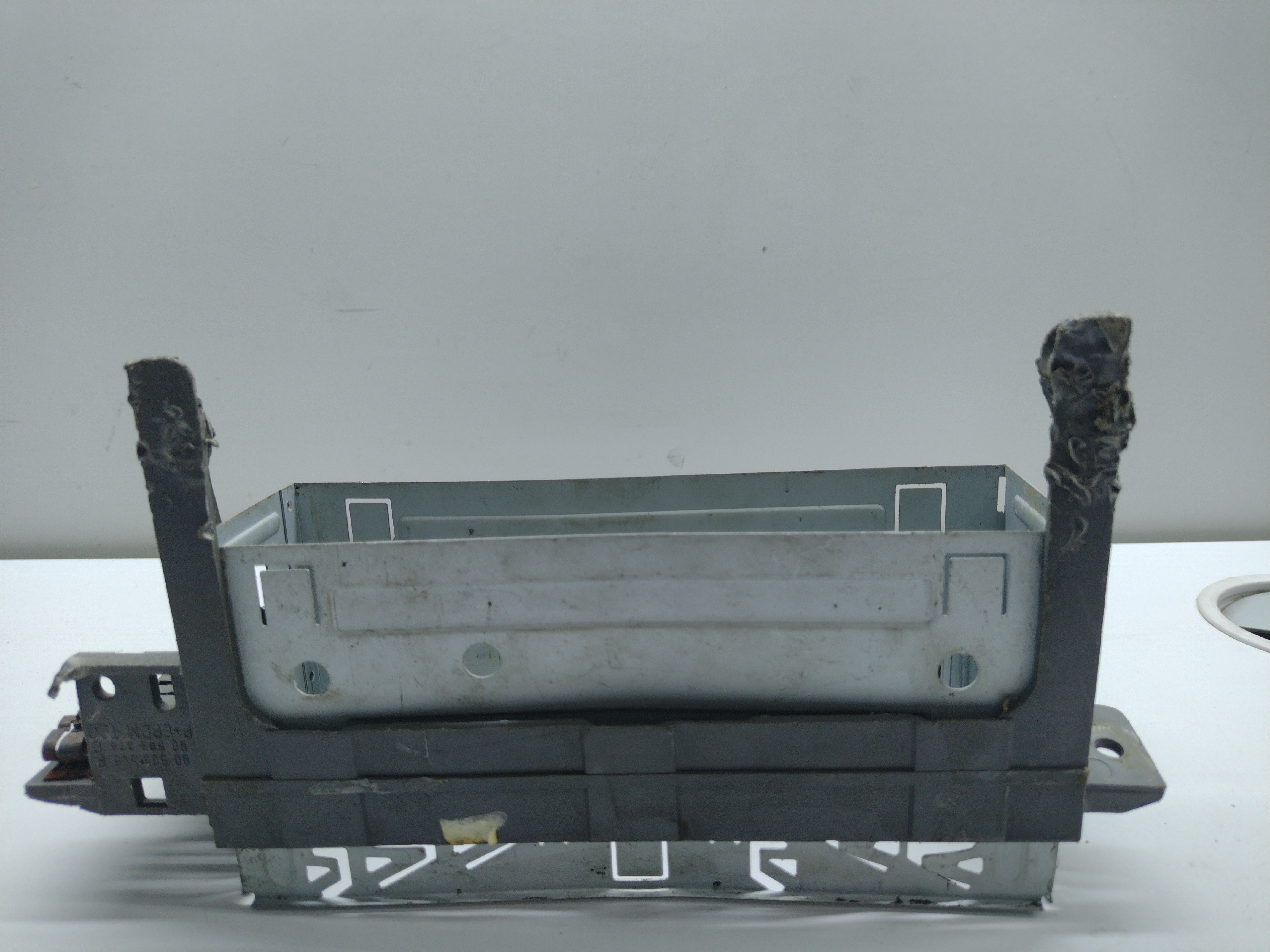 Moldura Interna Suporte Rádio E Botões Vectra 1997 A 2005 6