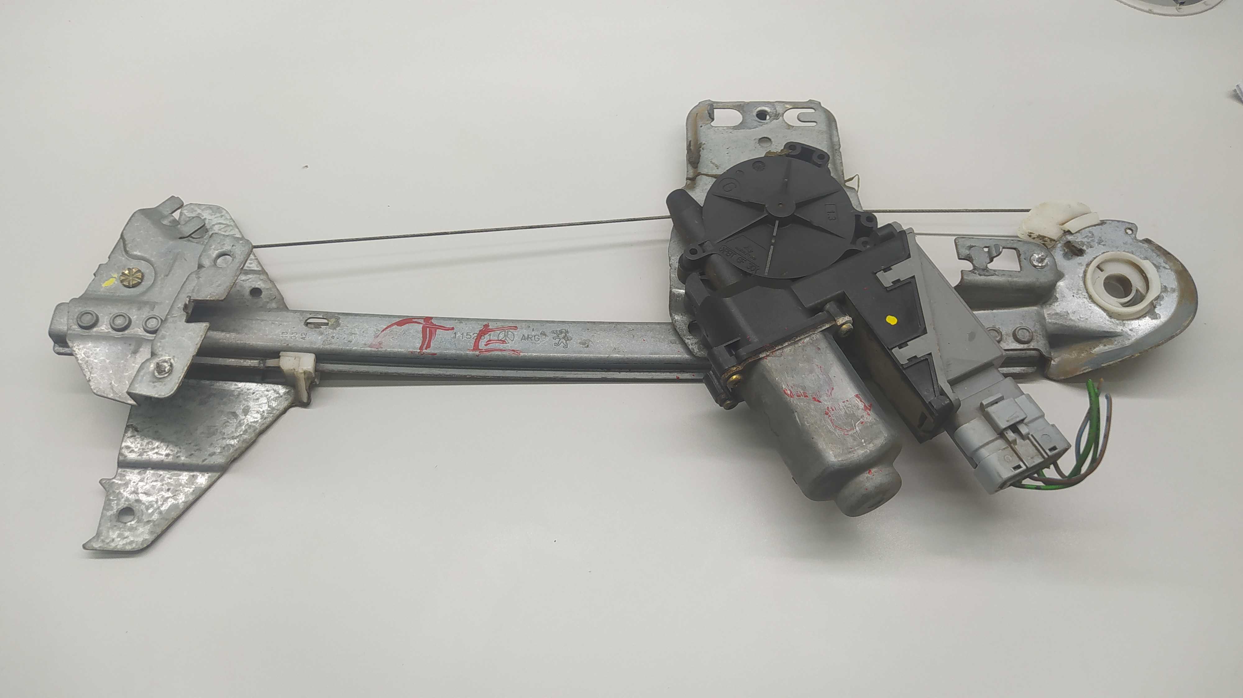 Máquina De Vidro Elétrico Traseira Esquerda Peugeot 307 1