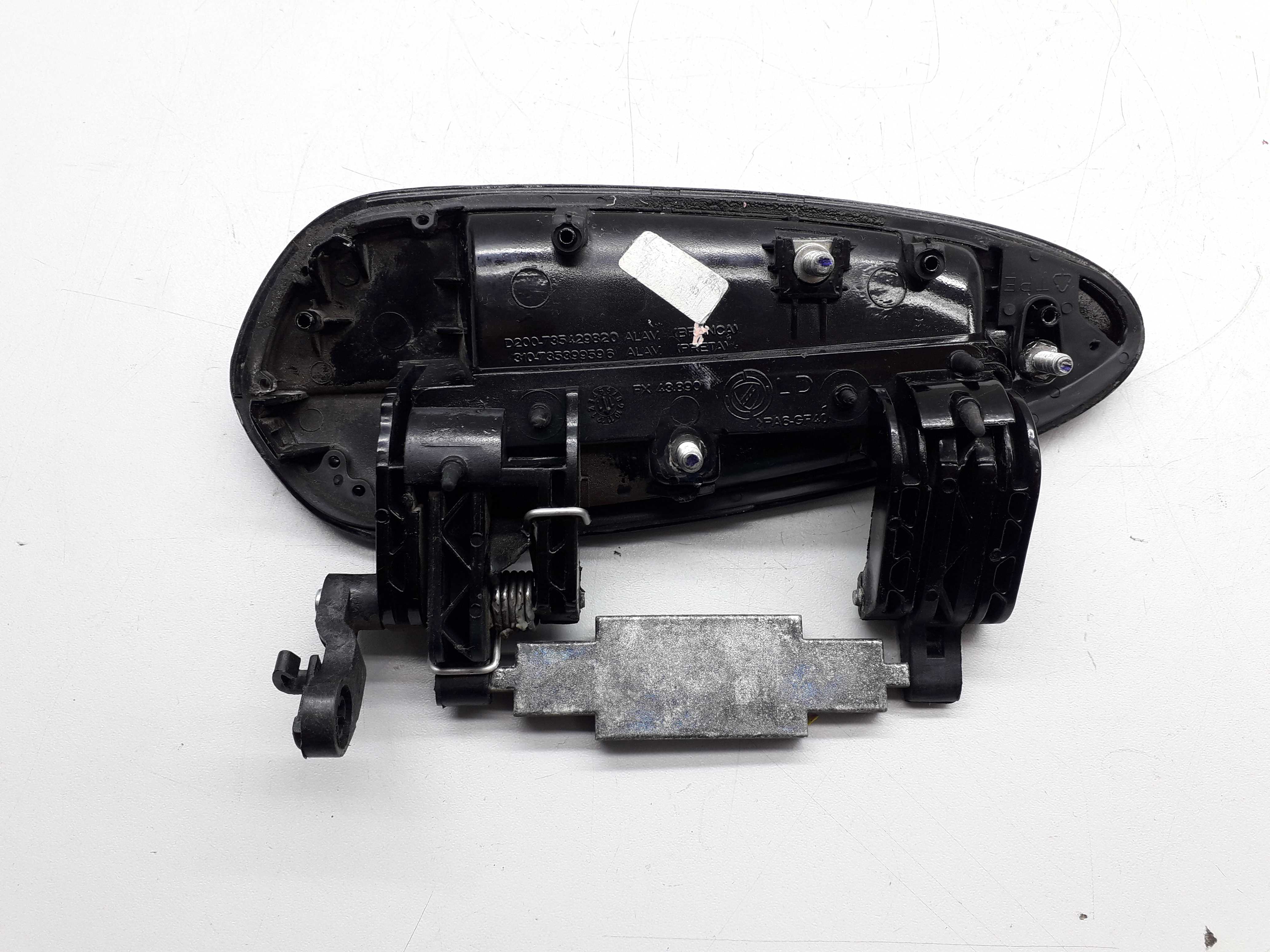 Maçaneta Externa Traseira Direita Fiat Punto 2009/2013 6