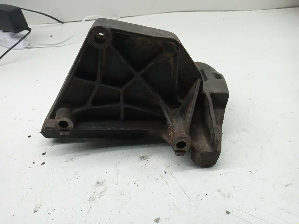 Suporte Compressor Vectra 3