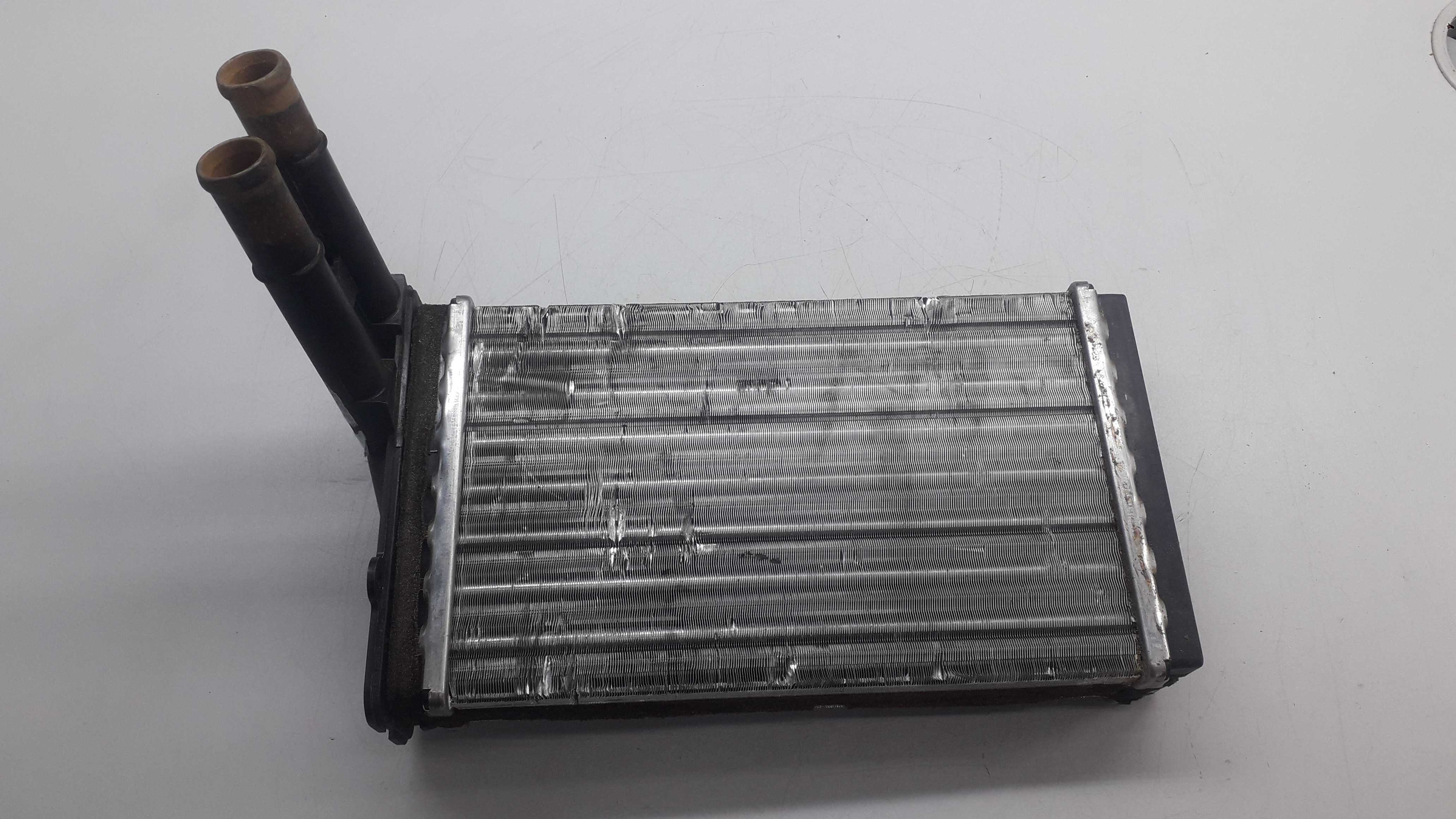 Radiador Caixa Ar Quente Vw Passat Alemão 99 1