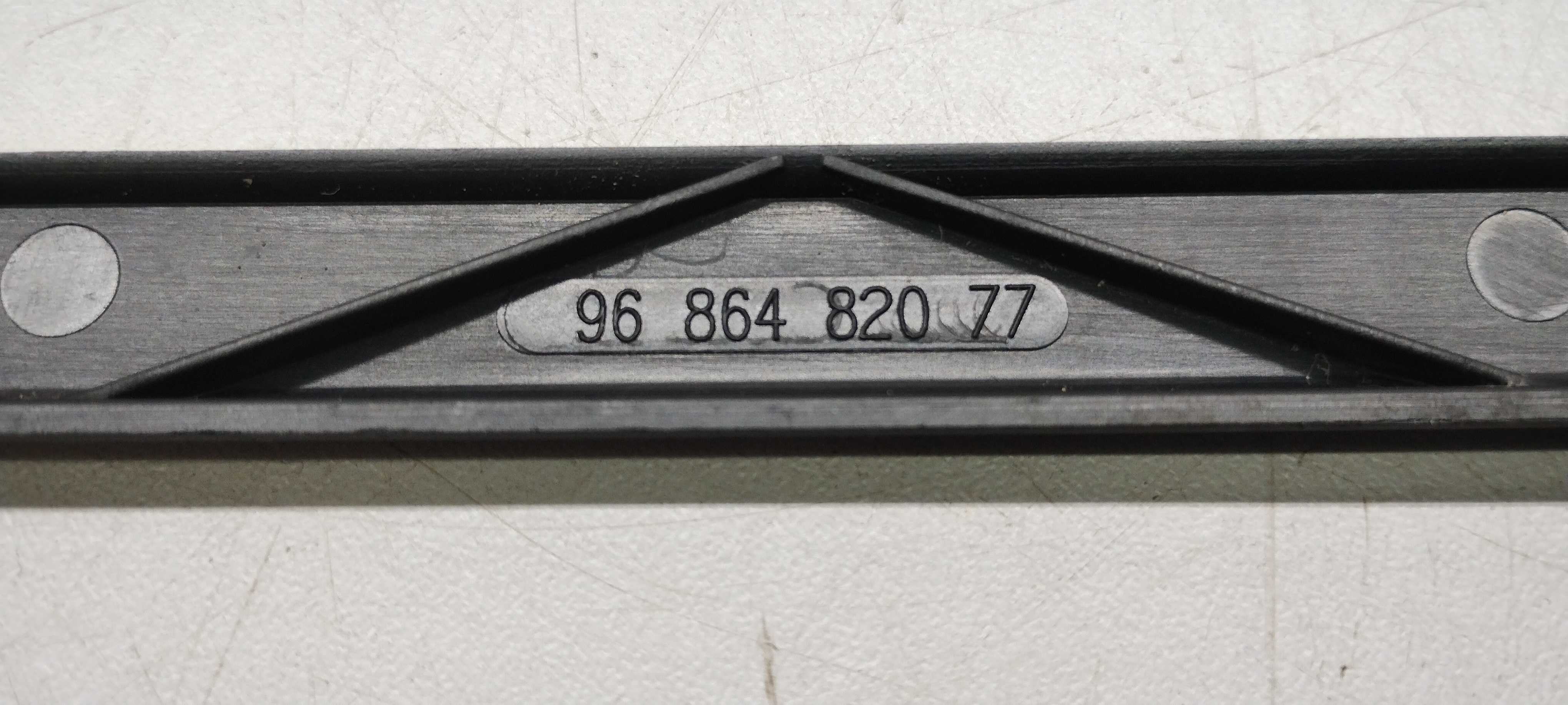 Acabamento Trilho Banco Esquerdo Peugeot 307 Sedan 2008 3