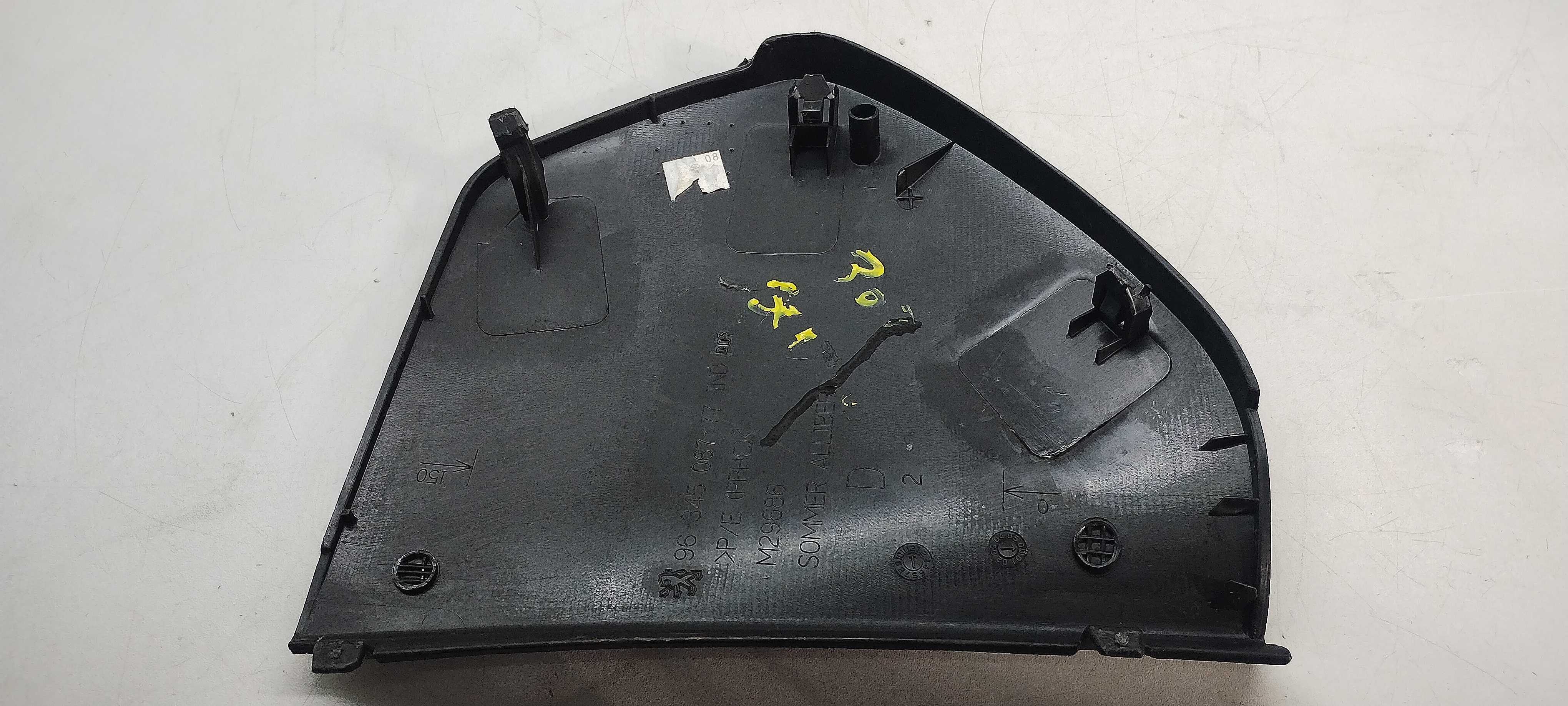 Tampa Acabamento Lateral Direito Painel Peugeot 307 2008 2