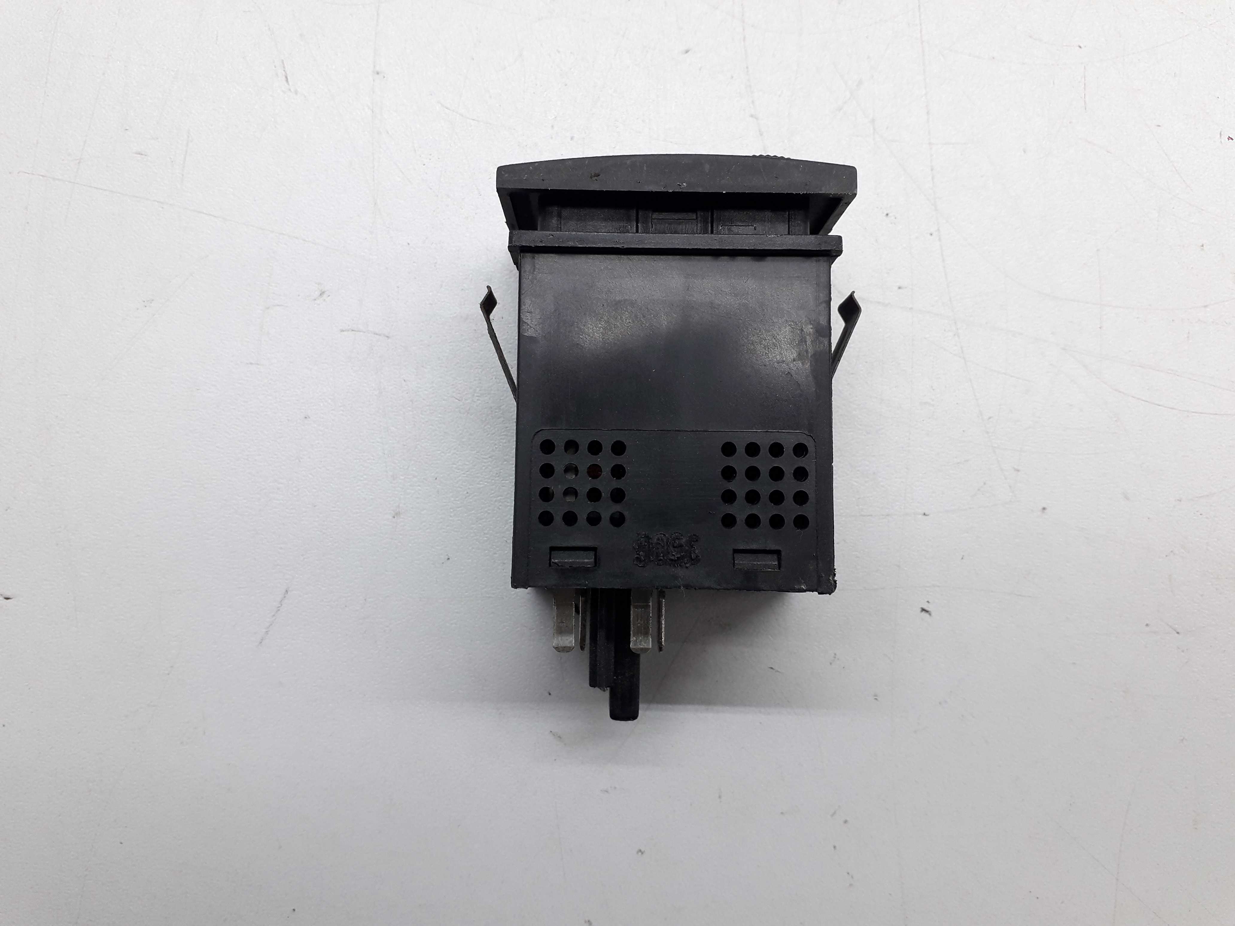 Botão Desembaçador Vw Gol Parati G3 G4 5