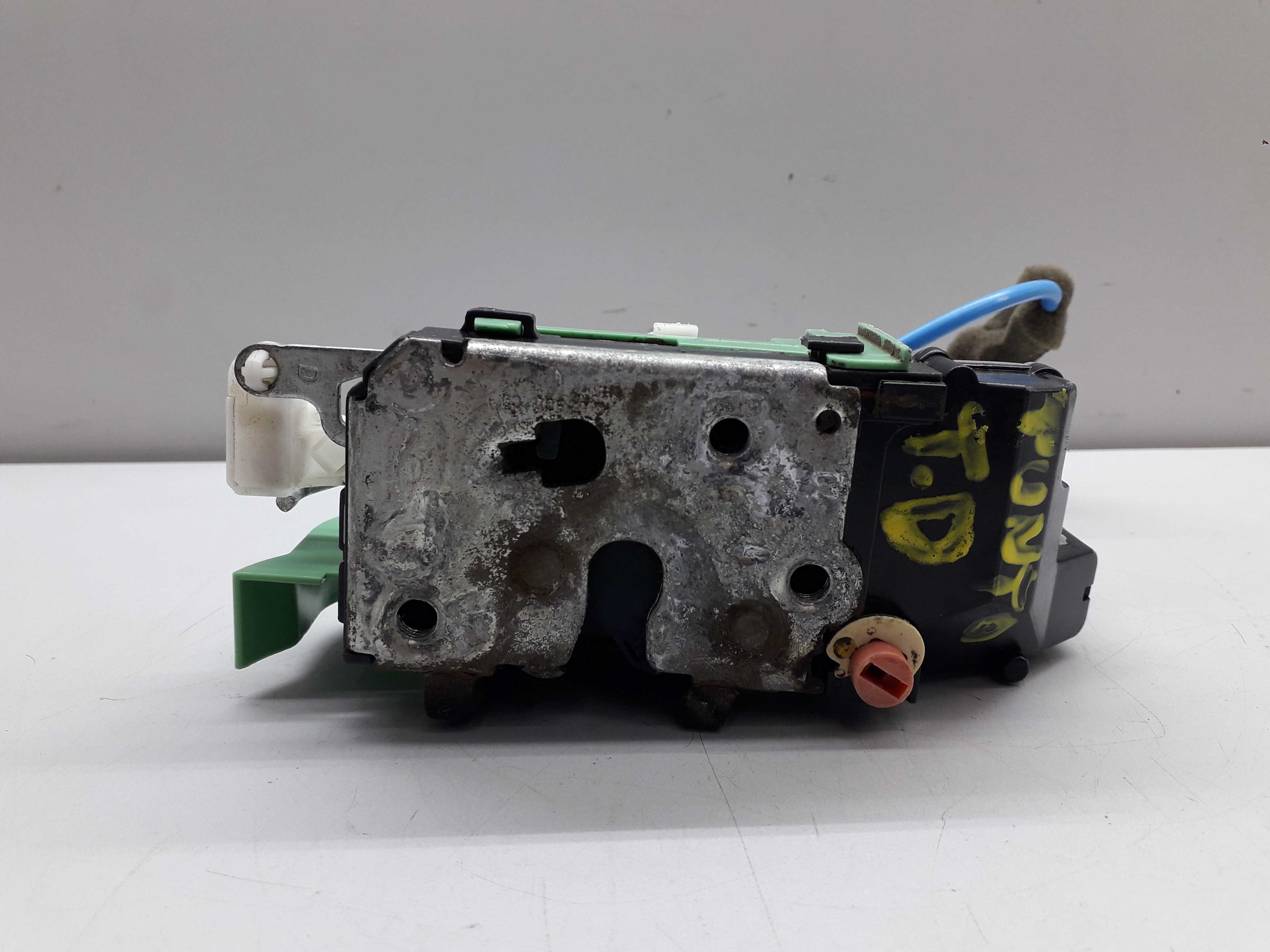 Fechadura Porta Traseira Direita Fiat Punto 2009/2013 5