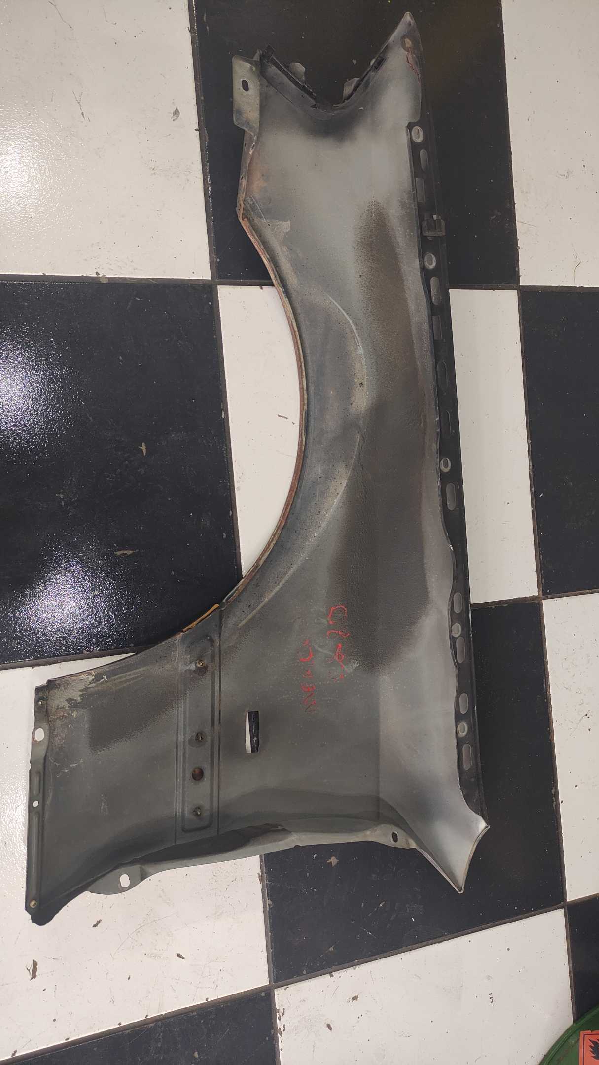 Paralama Direito Mercedes C280 95 2