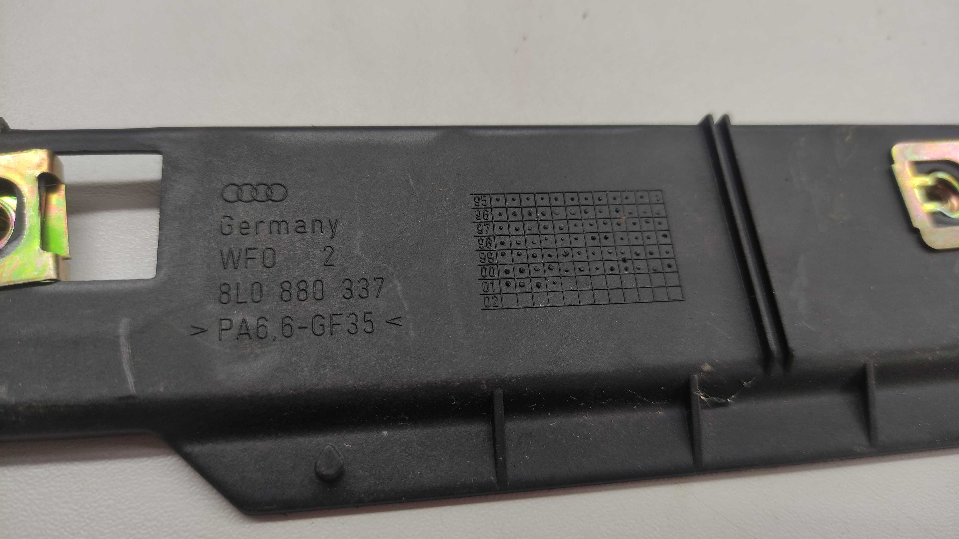 Moldura Suporte Plástico Audi A3 Turbo 3
