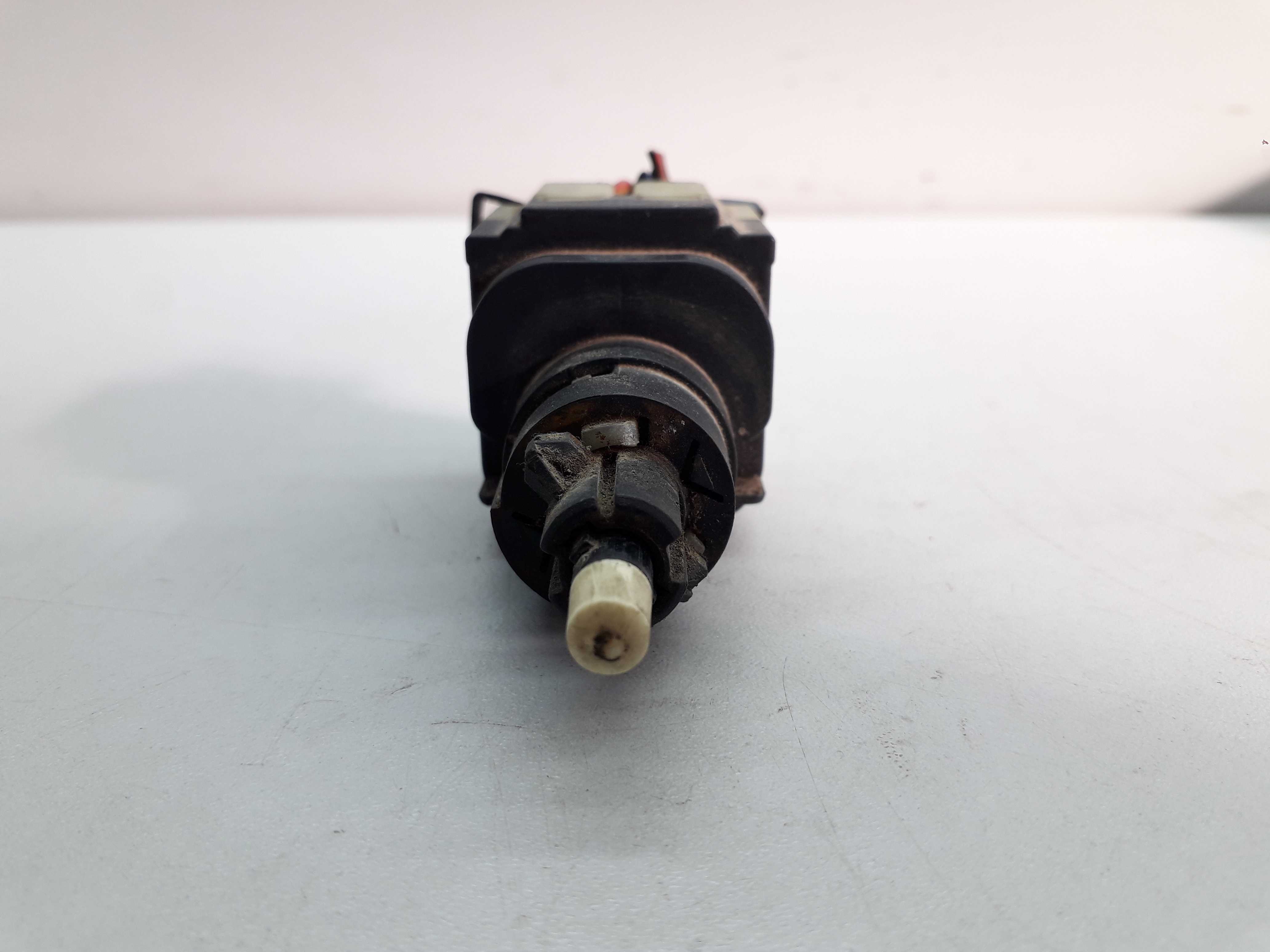 Interruptor Luz De Freio Vw Fox 2007 6