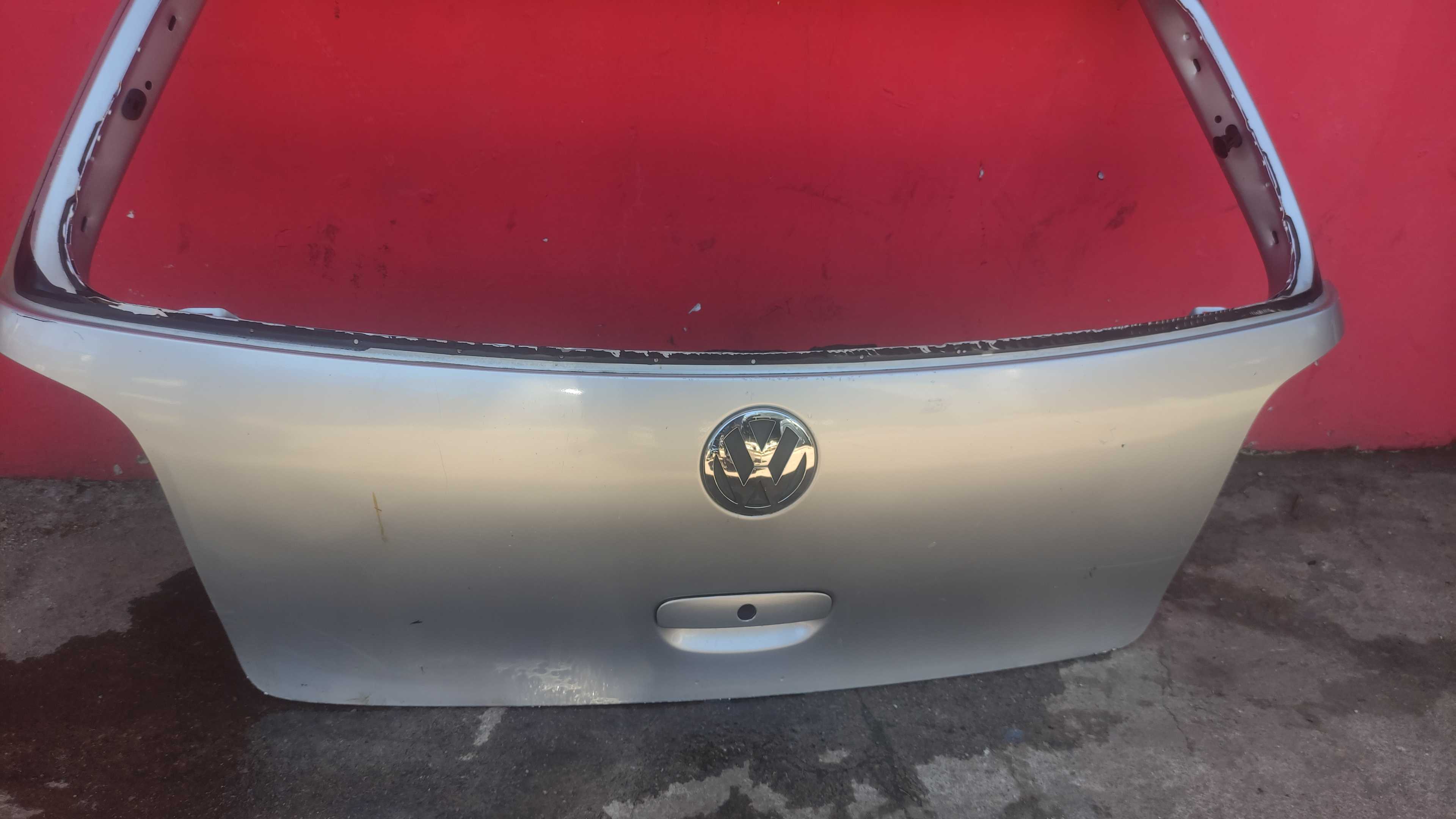 Tampa Traseira Vw Polo Hatch 02/03 2
