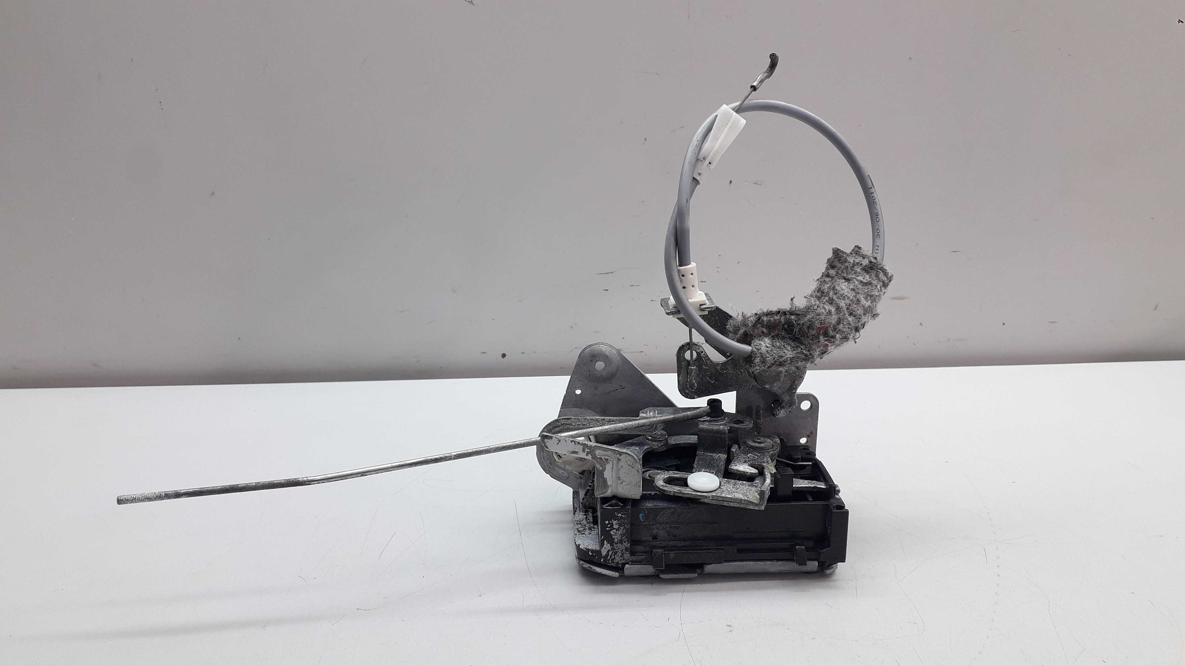 Fechadura Porta Traseira Direita Vw Gol G4 1