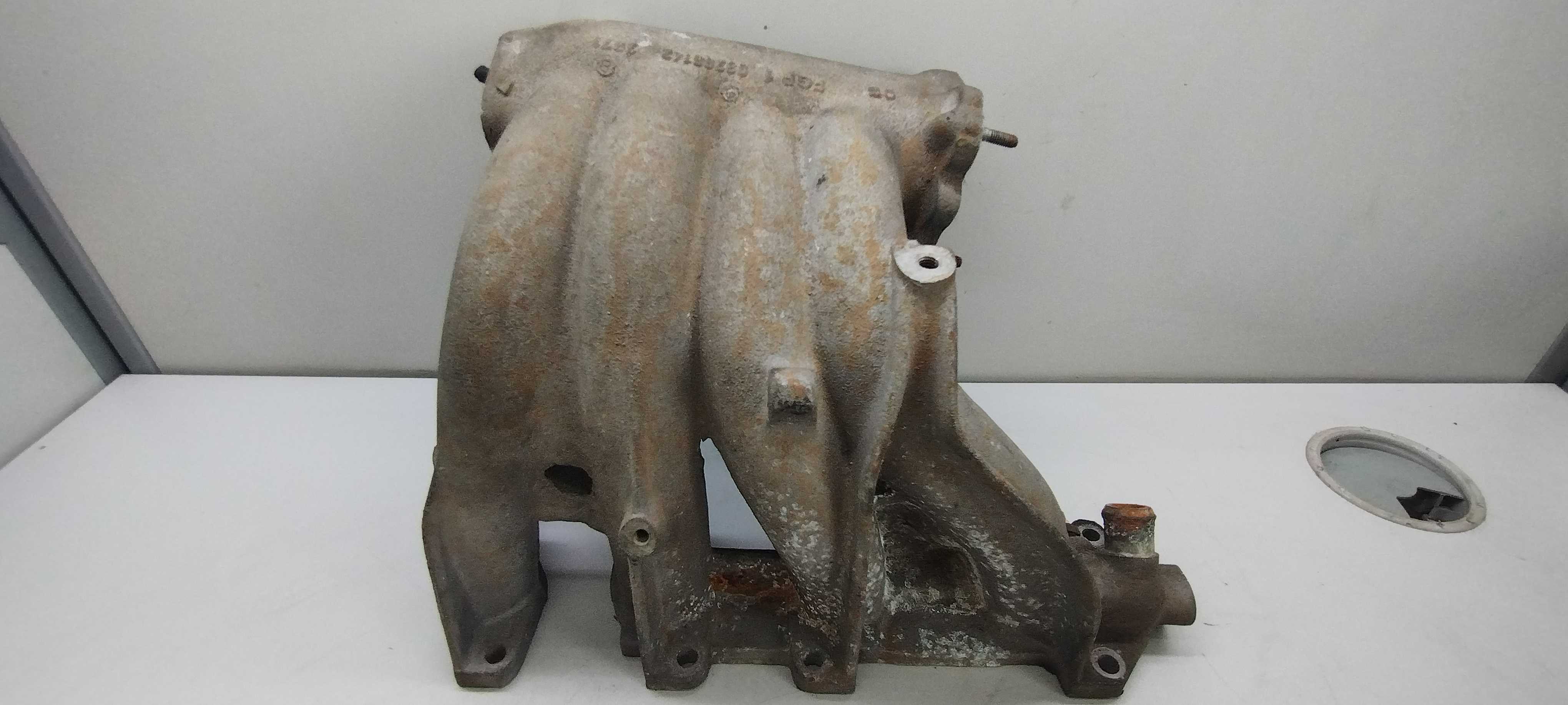 Coletor Admissão Corsa 1.0 16v 2005 1