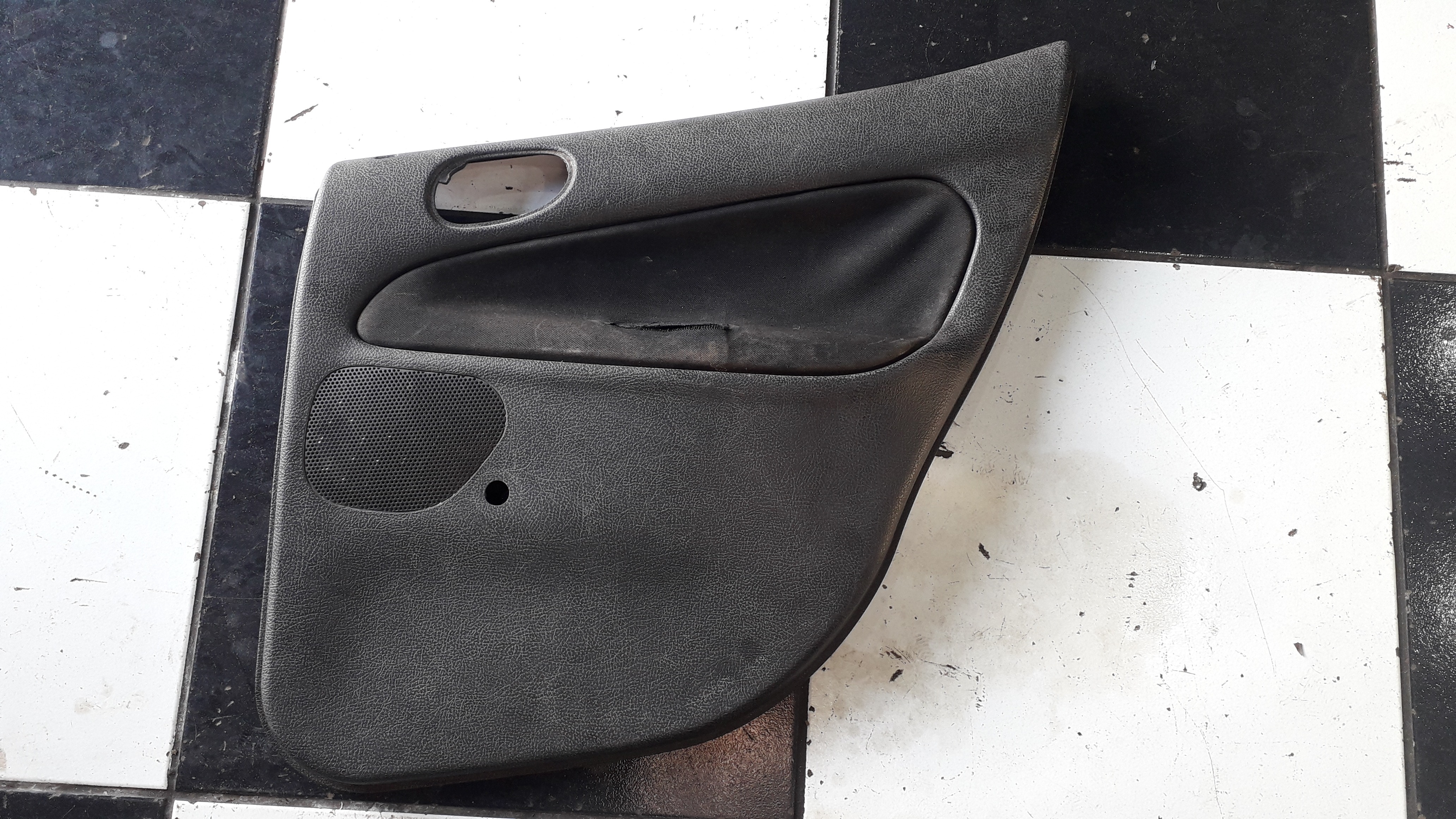 Forro De Porta Traseira Direita Peugeot 206 2007 Preto 1