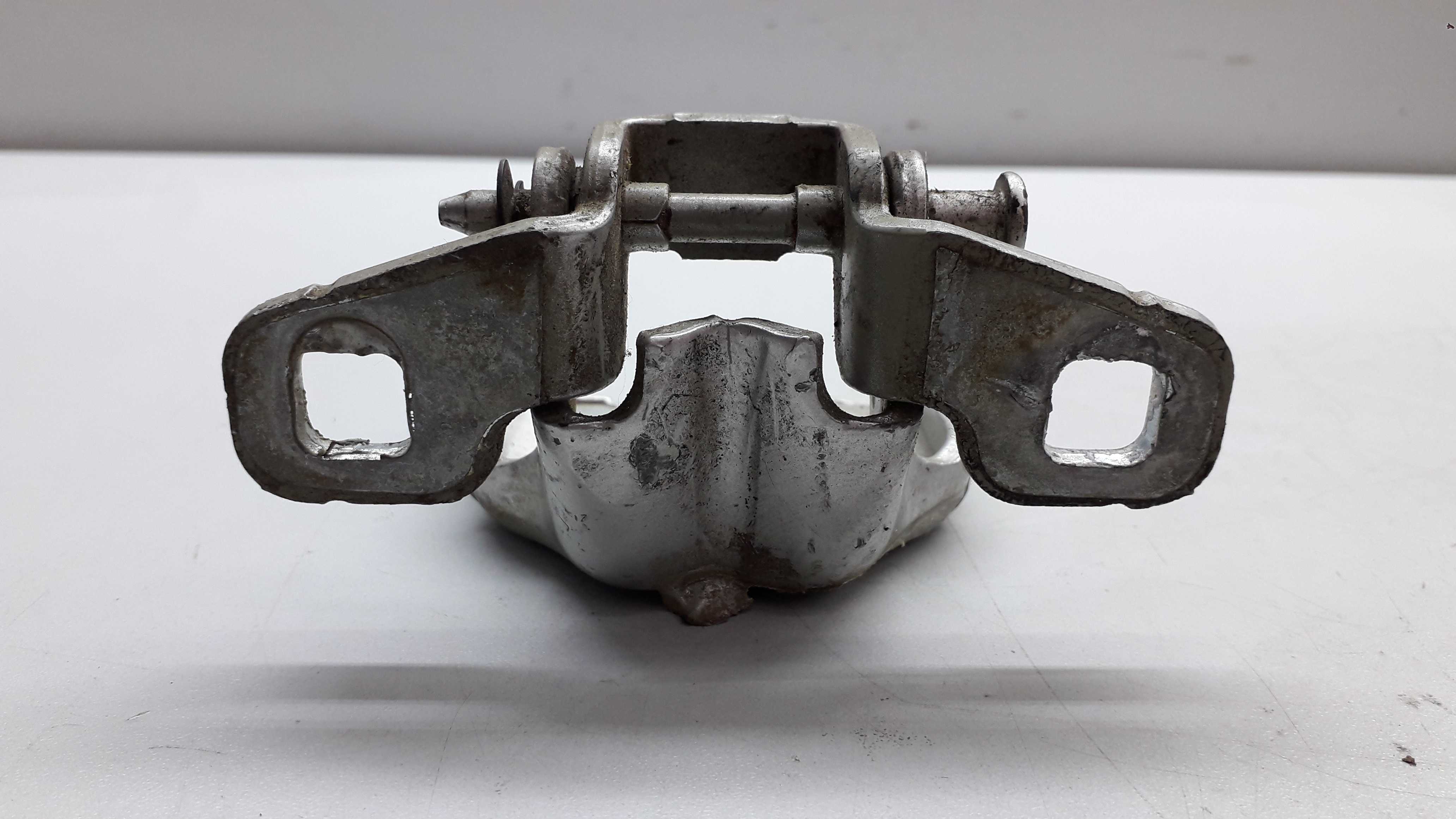 Dobradiça Porta Traseira Direita Renault Logan Sandero 2008 4