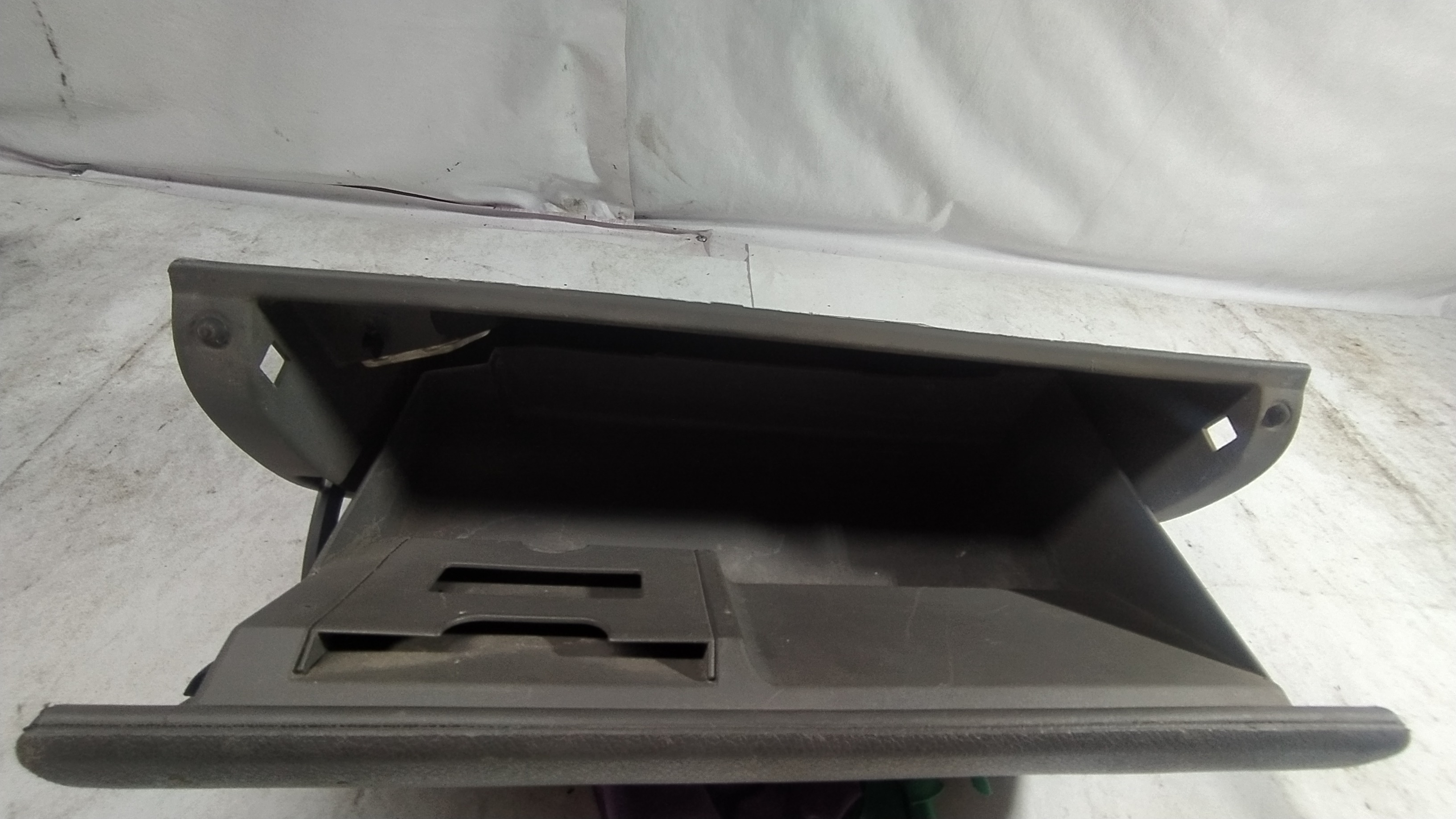 Porta-luvas Completo Chevrolet Corsa Classic 4