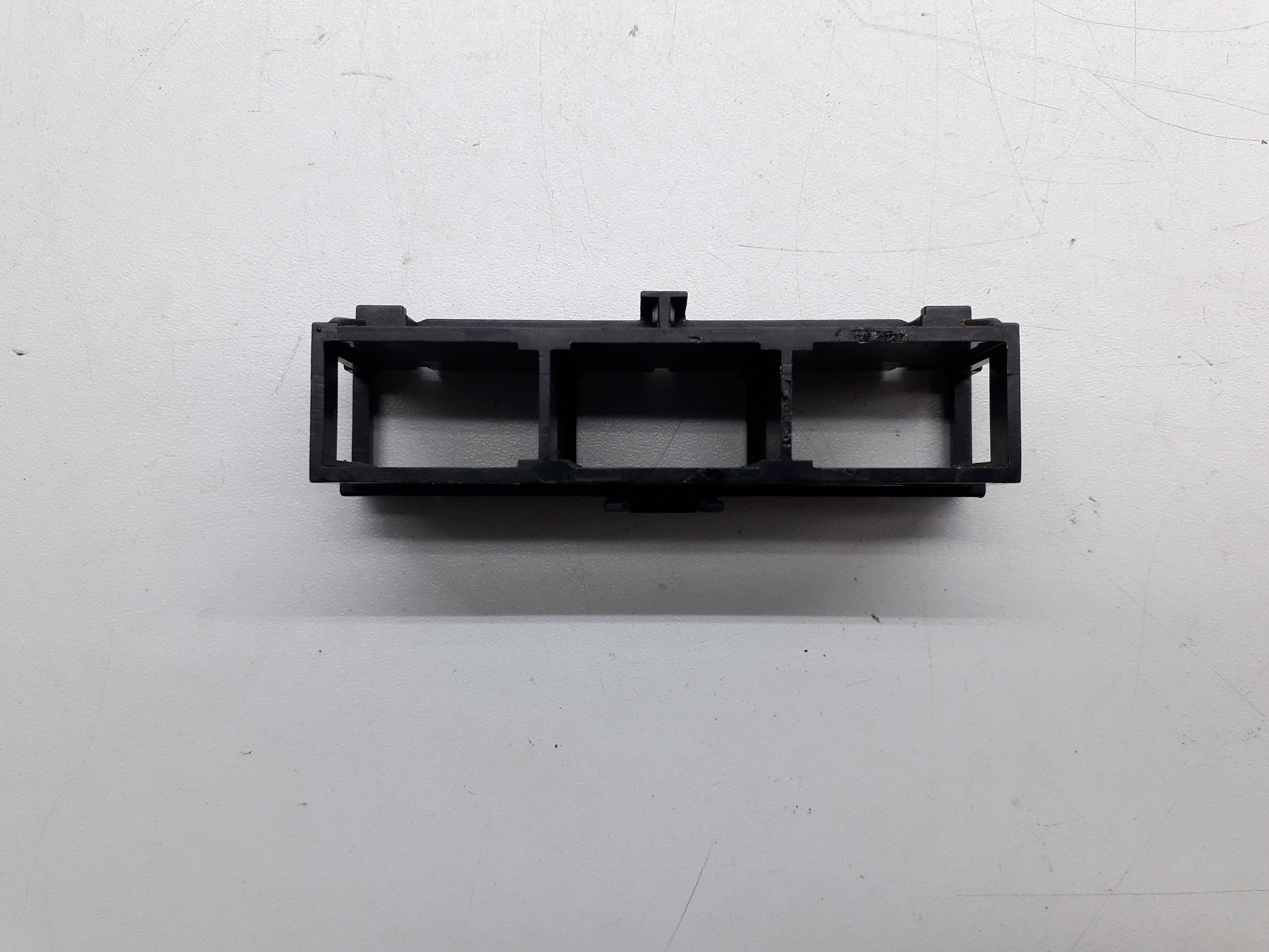 Alojamento Botões Falsos Painel Audi A3 2000/2006 1