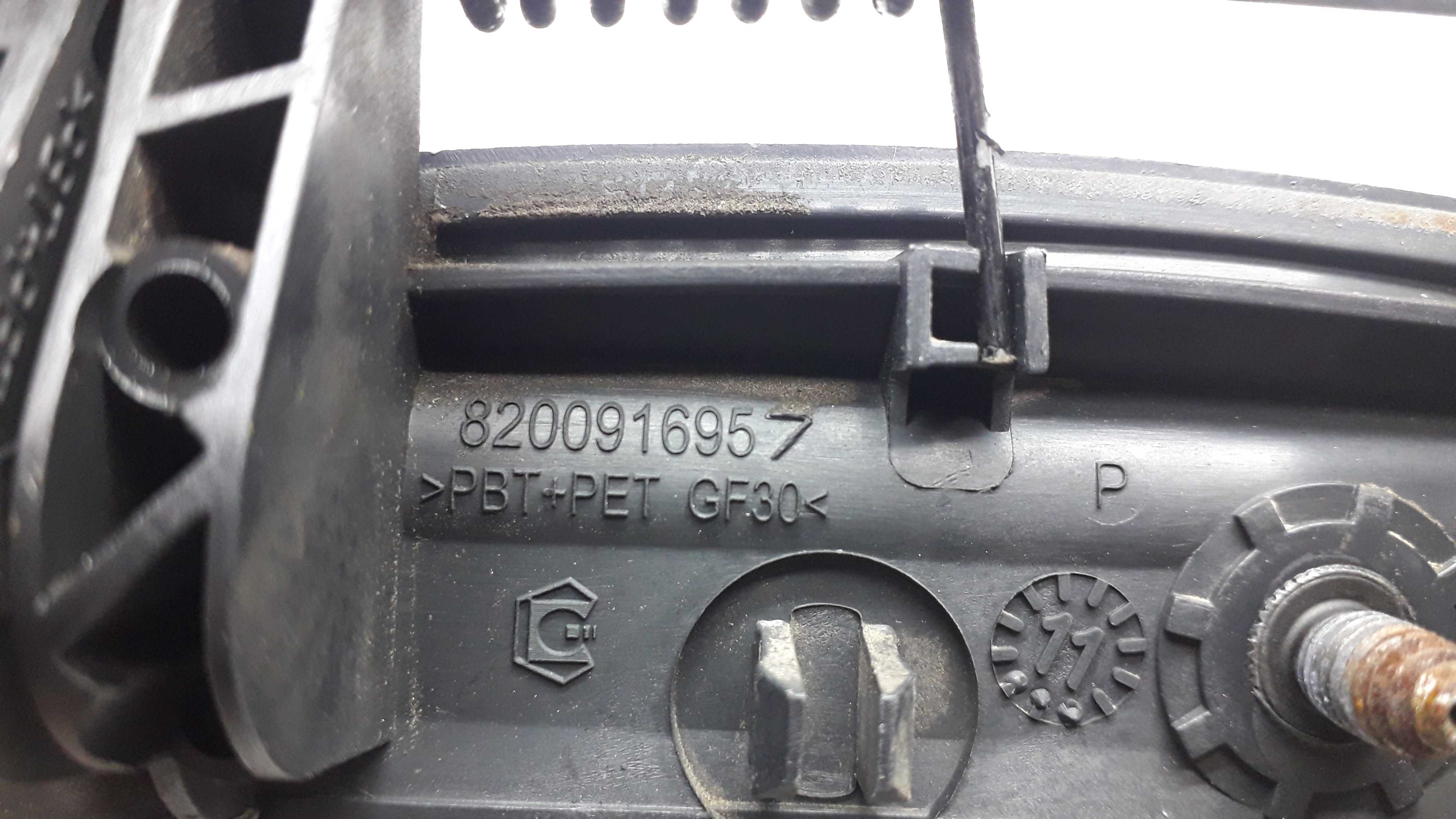 Maçaneta Externa Dianteira Direita Renault Logan 2009 6