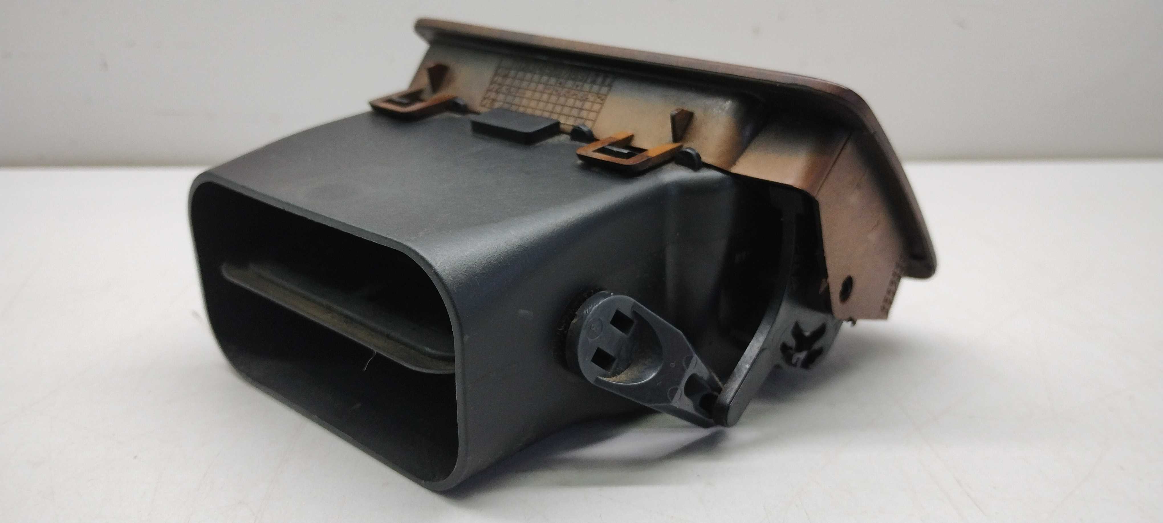 Difusor De Ar Lado Esquerdo Peugeot 307 2002/2012 3