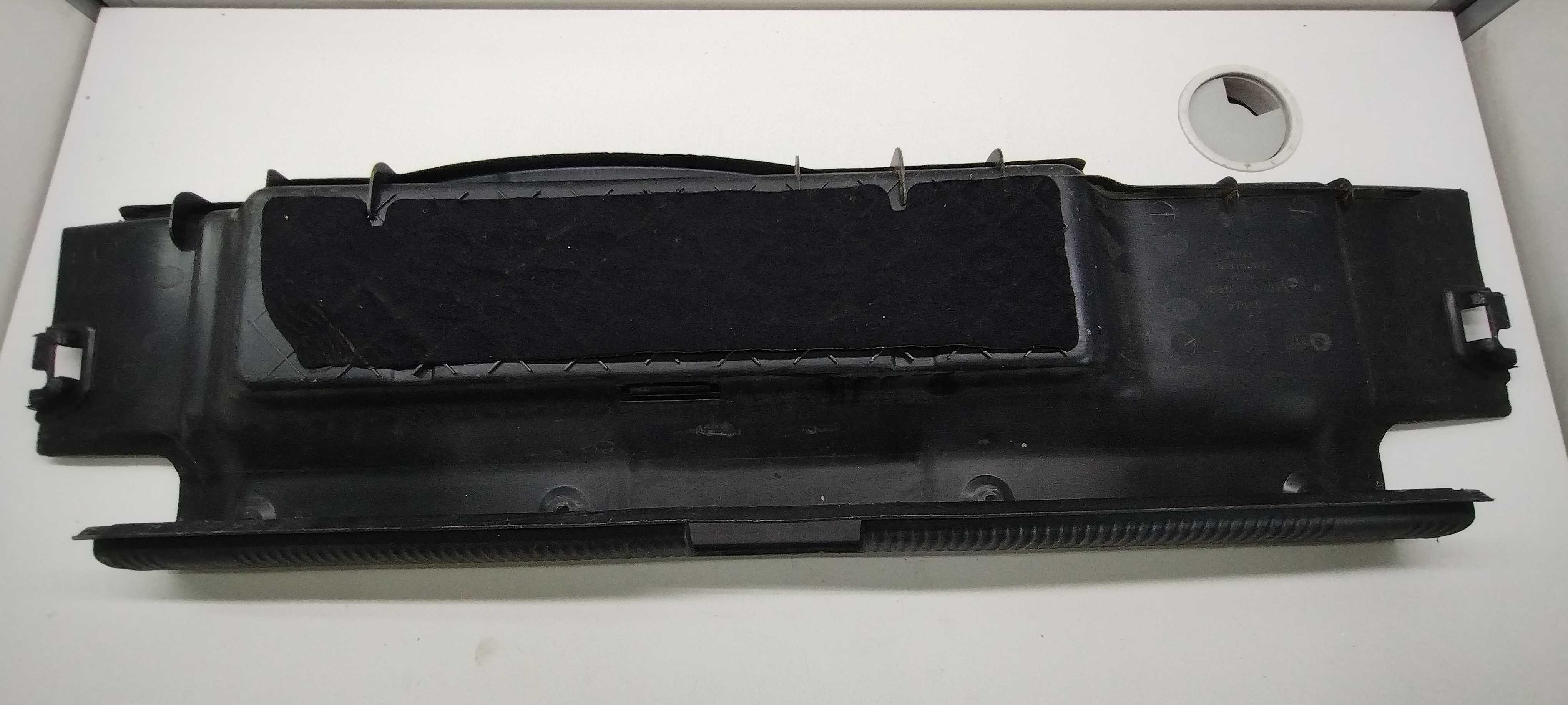 Soleira Acabamento Porta Malas Audi A3 97/06 2