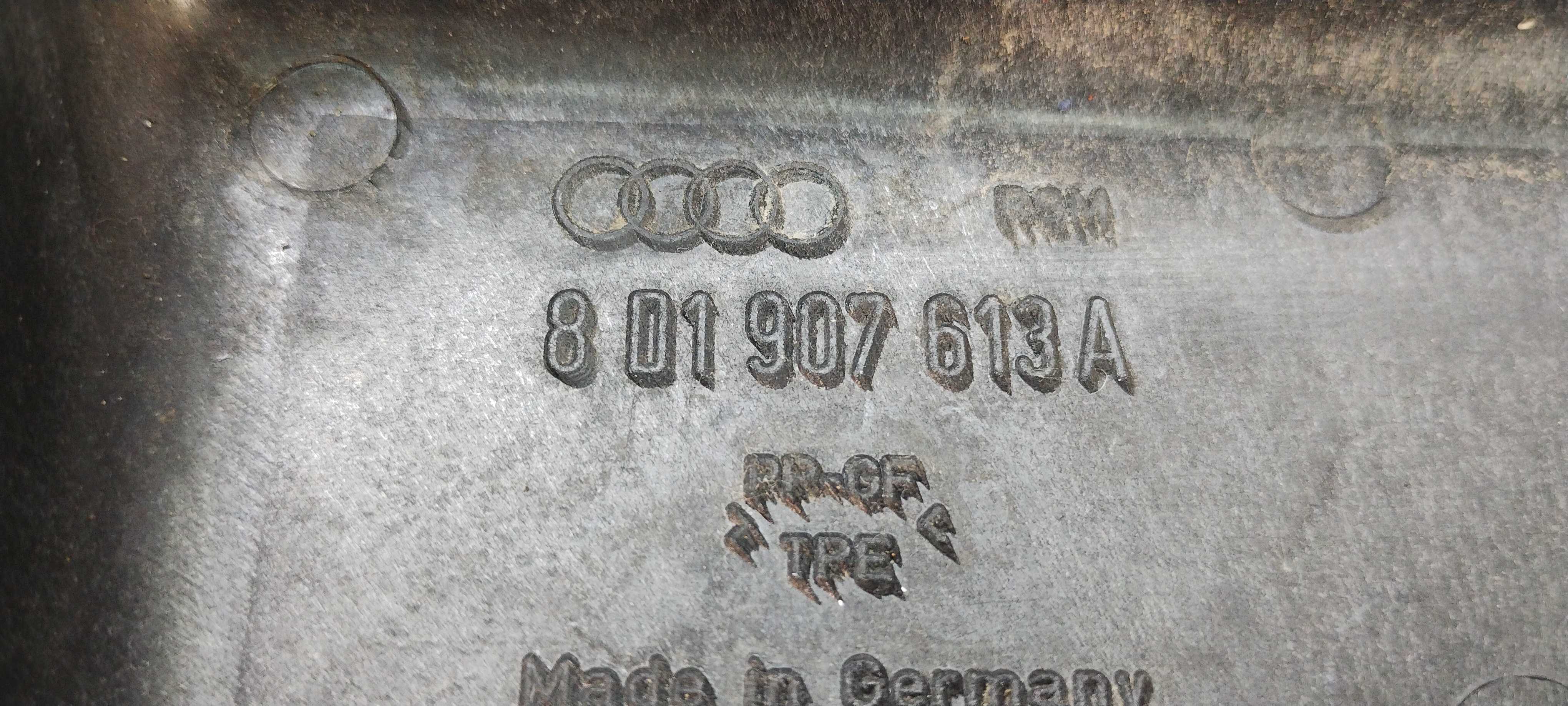 Tampa Acabamento Caixa Módulo Injeção Passat Audi A4 99 3
