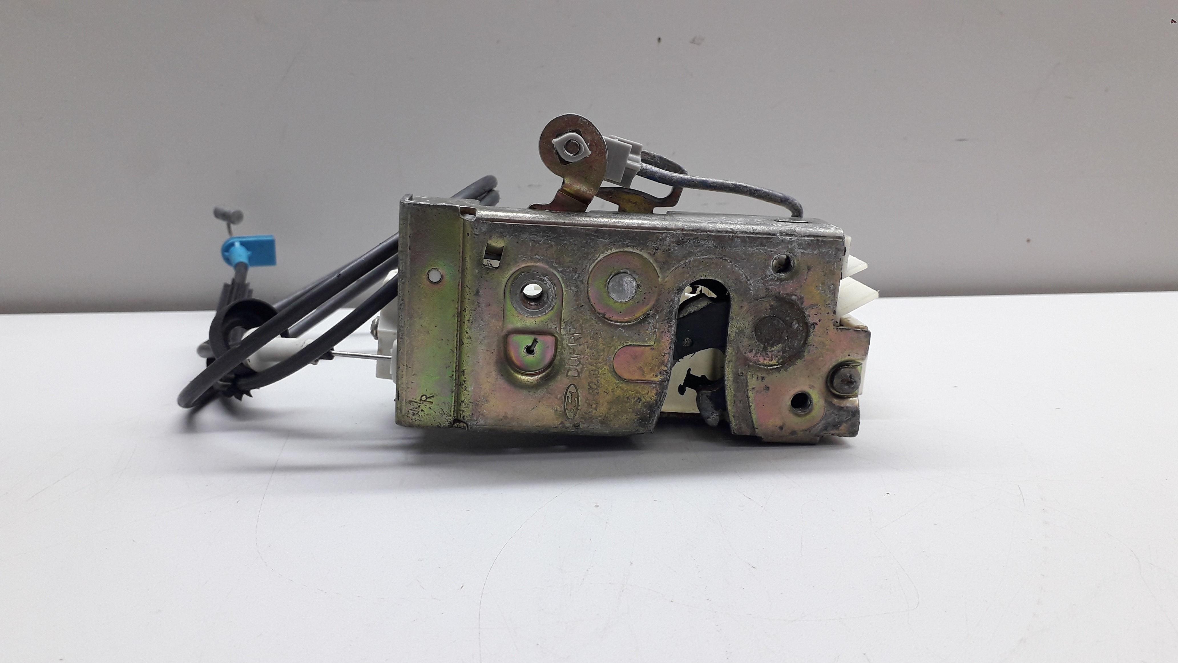 Fechadura Porta Dianteira Direita Ford Mondeo 1998 5