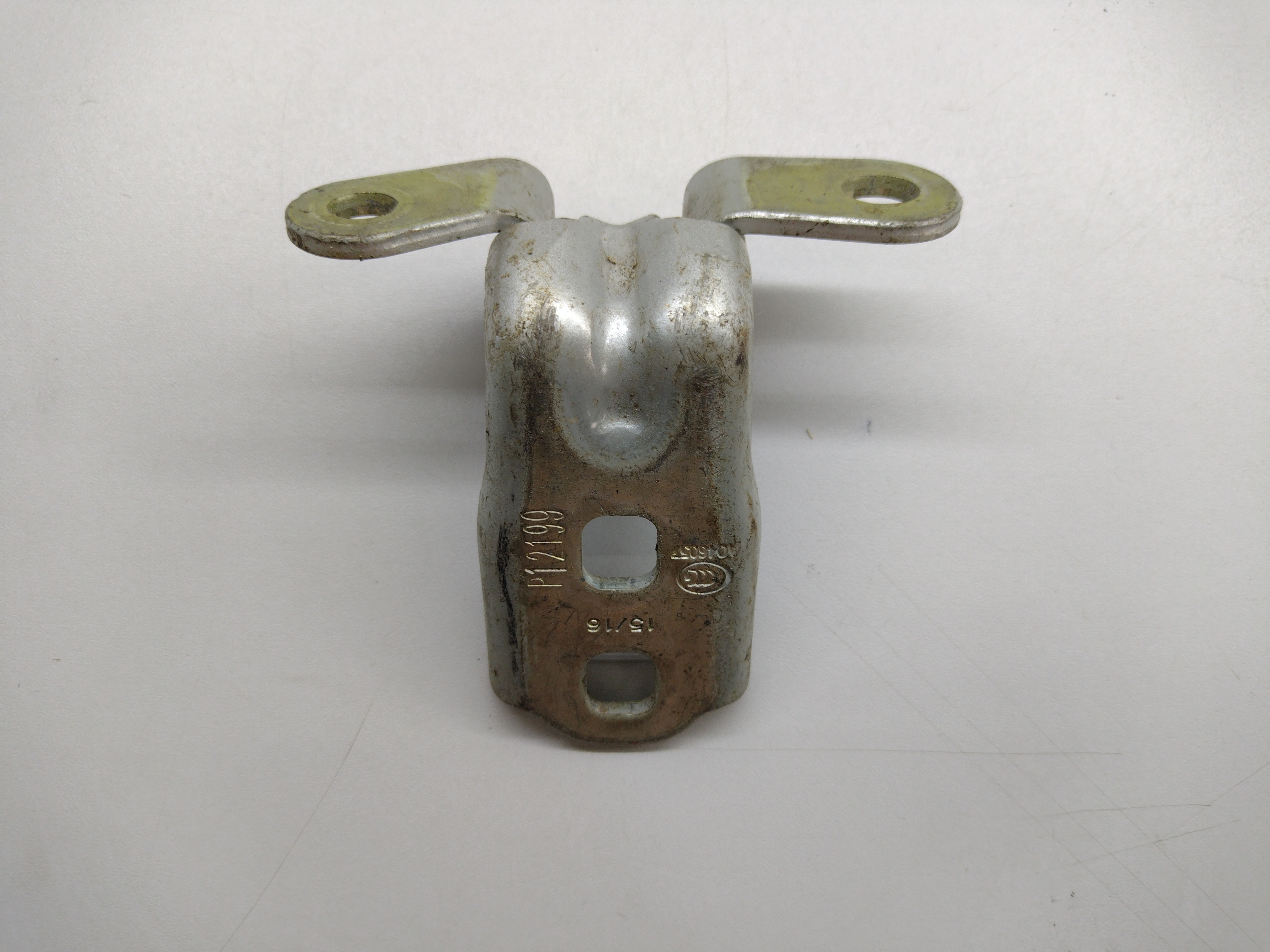 Dobradiça Porta Dianteira Direita Chevrolet Prisma 5