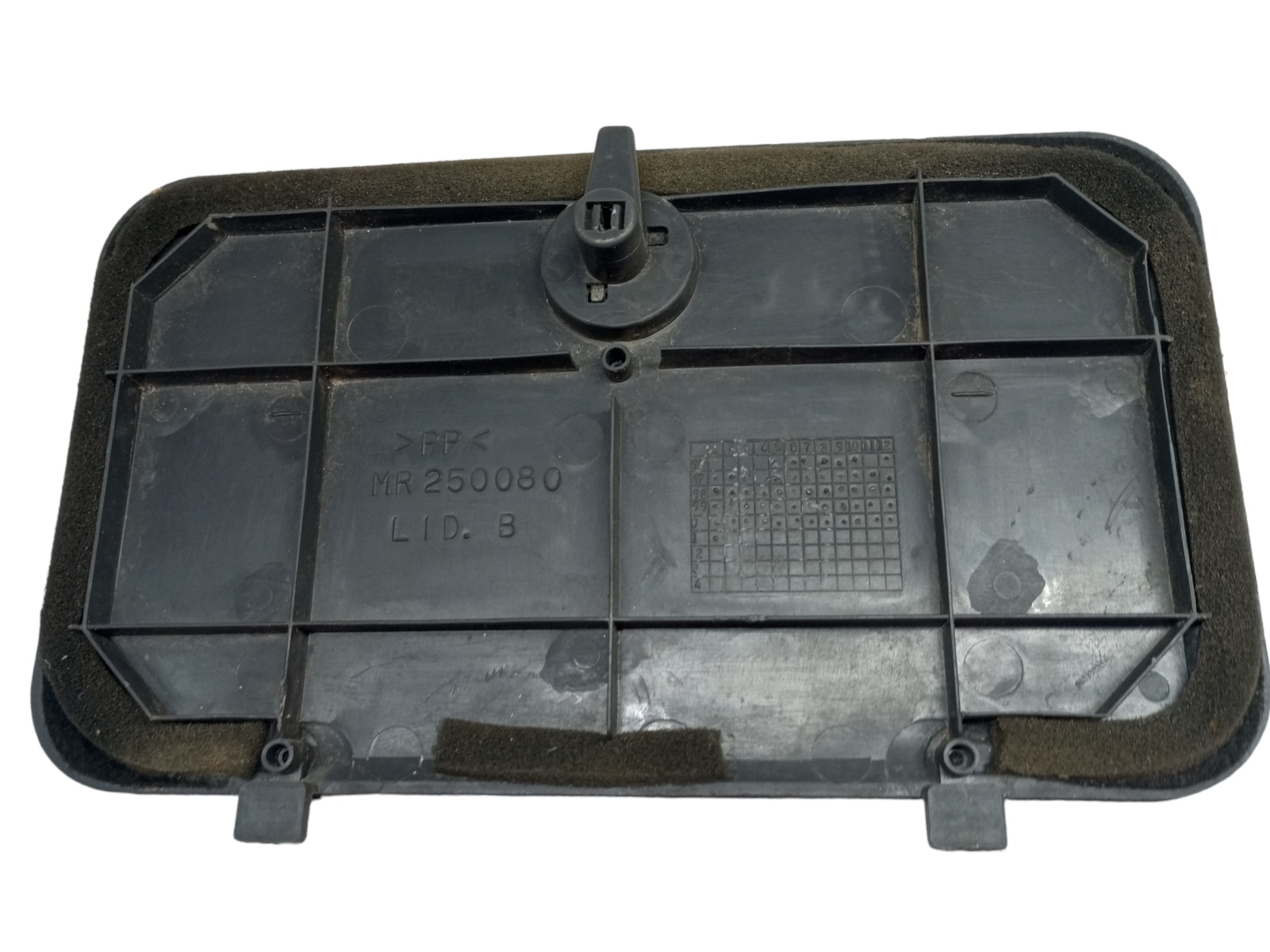 Tampa Lateral Porta Mala Pajero Sport 97 98 99 2000 Direito Cinza 2