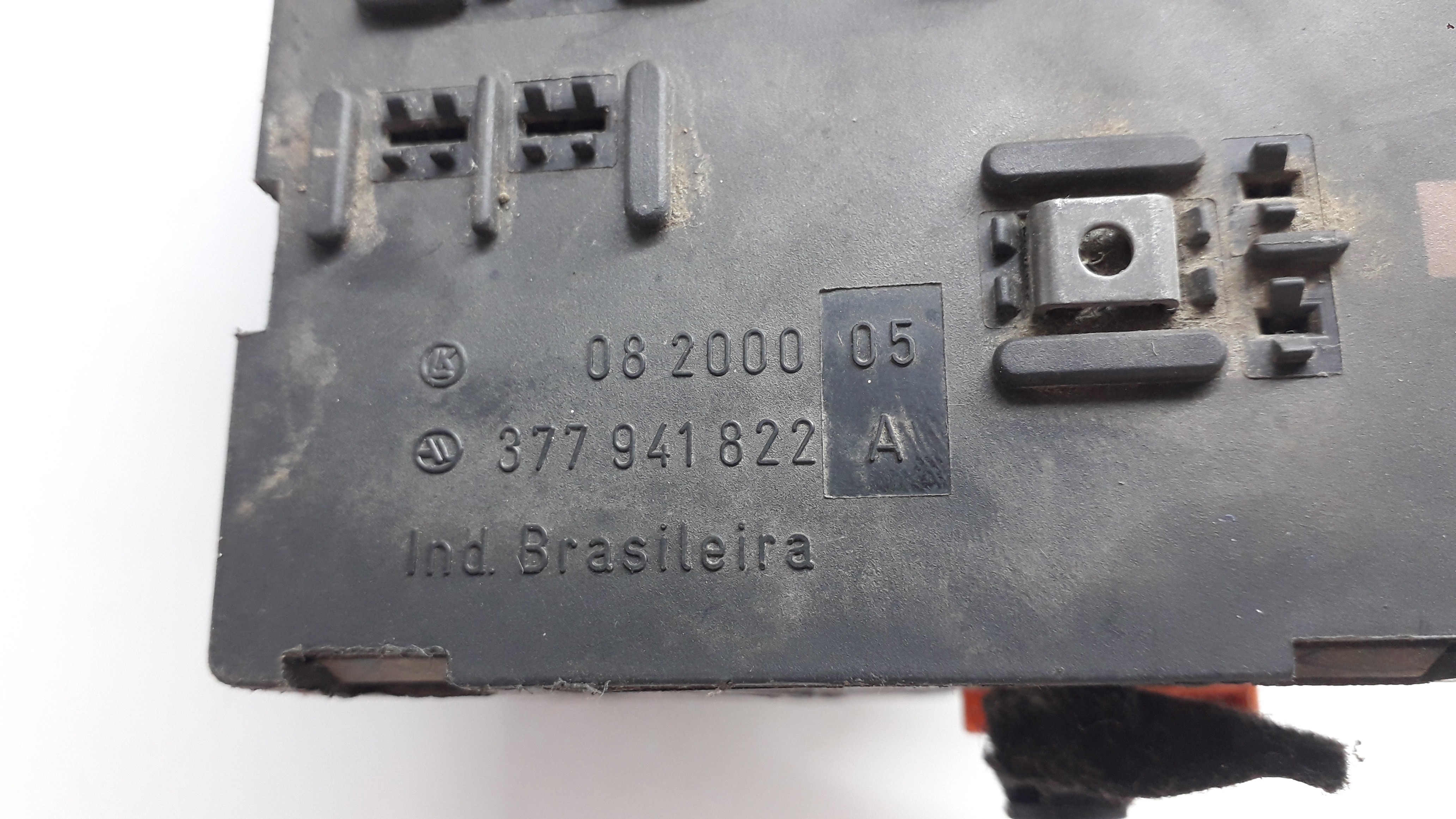 Caixa De Fusíveis Vw Gol Parati Saveiro G2 7