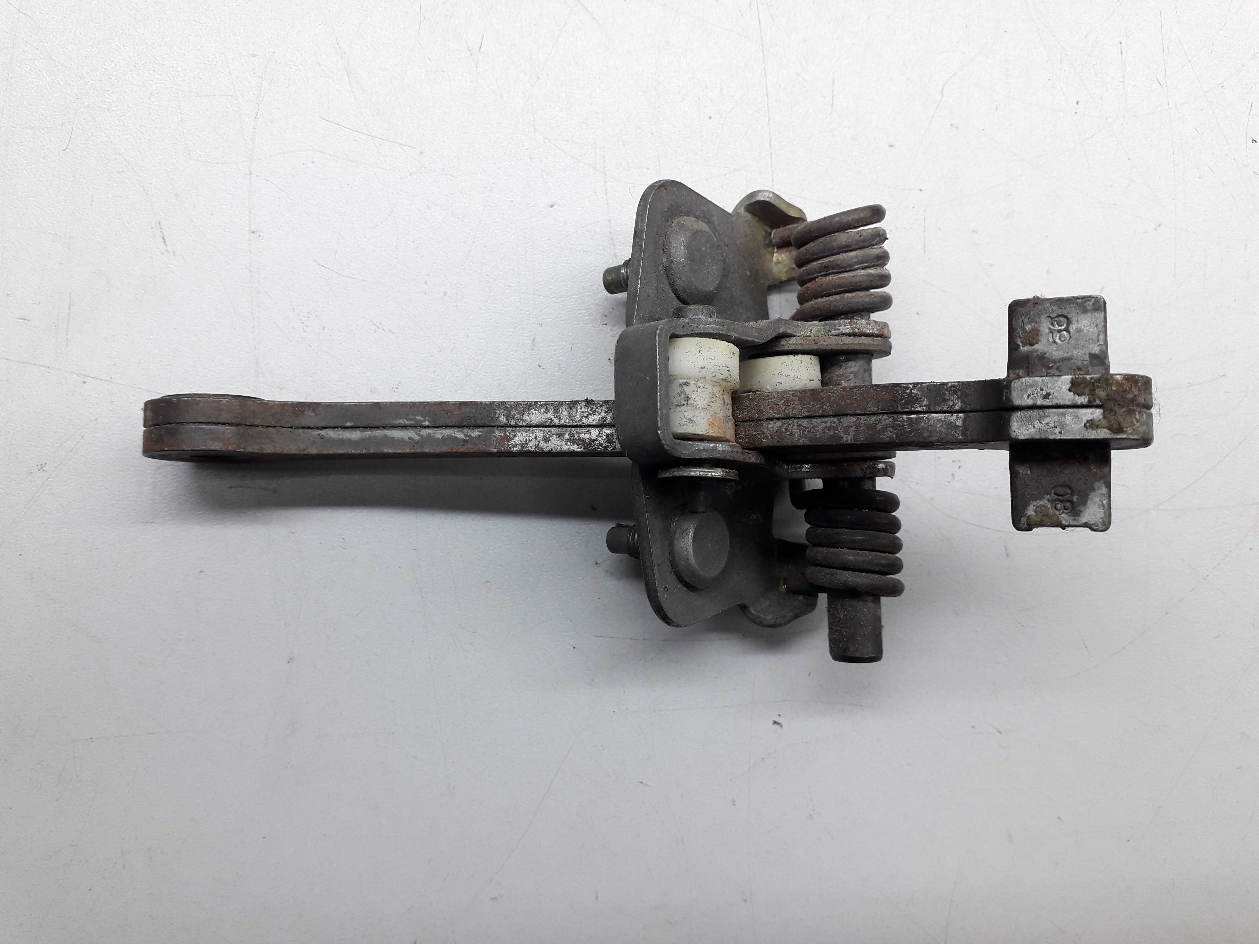 Limitador Porta Dianteira Vw Gol Parati Saveiro 1994/2001 6