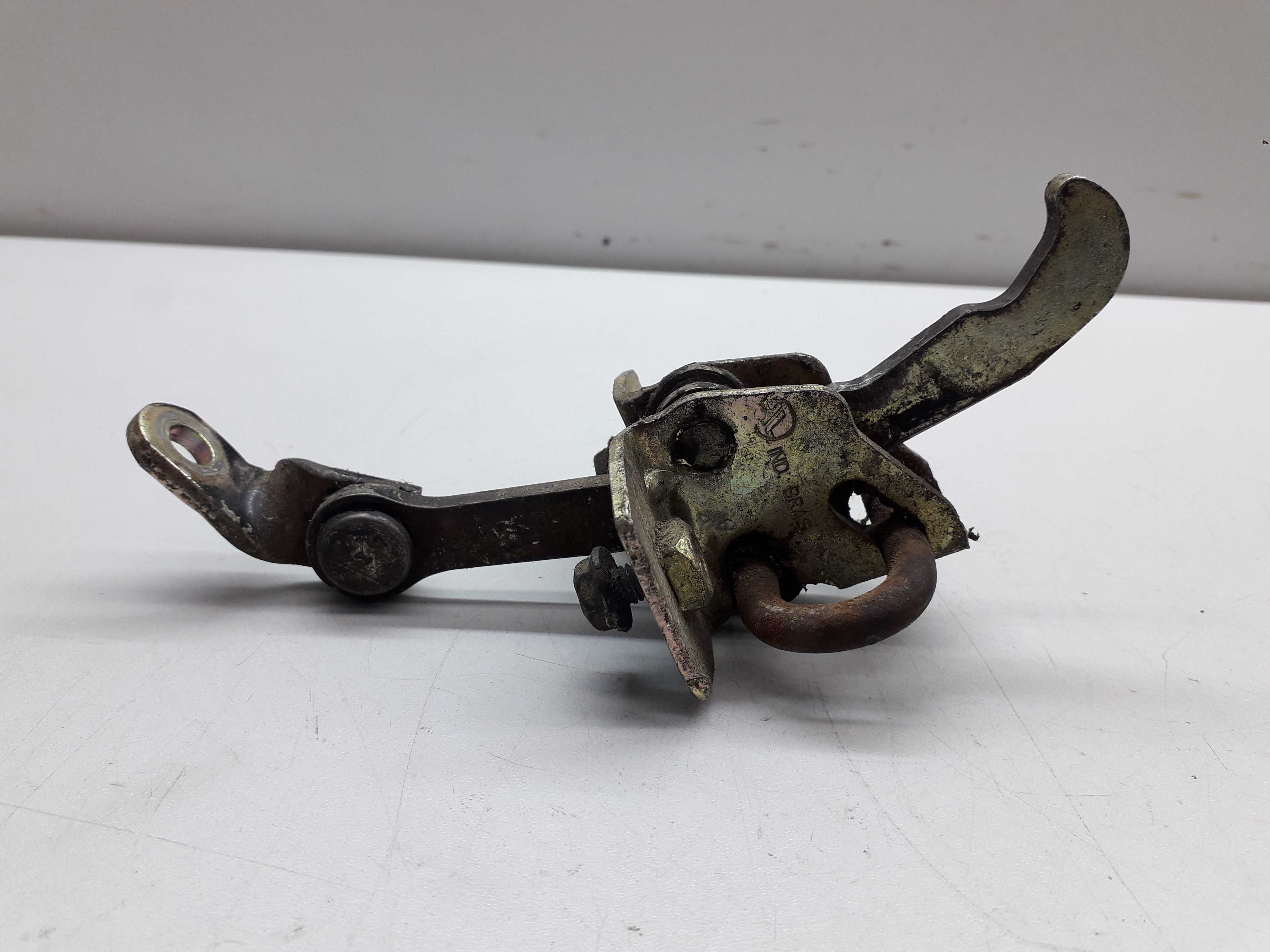 Limitador Porta Dianteira Vw Gol Parati 1994/2001 2