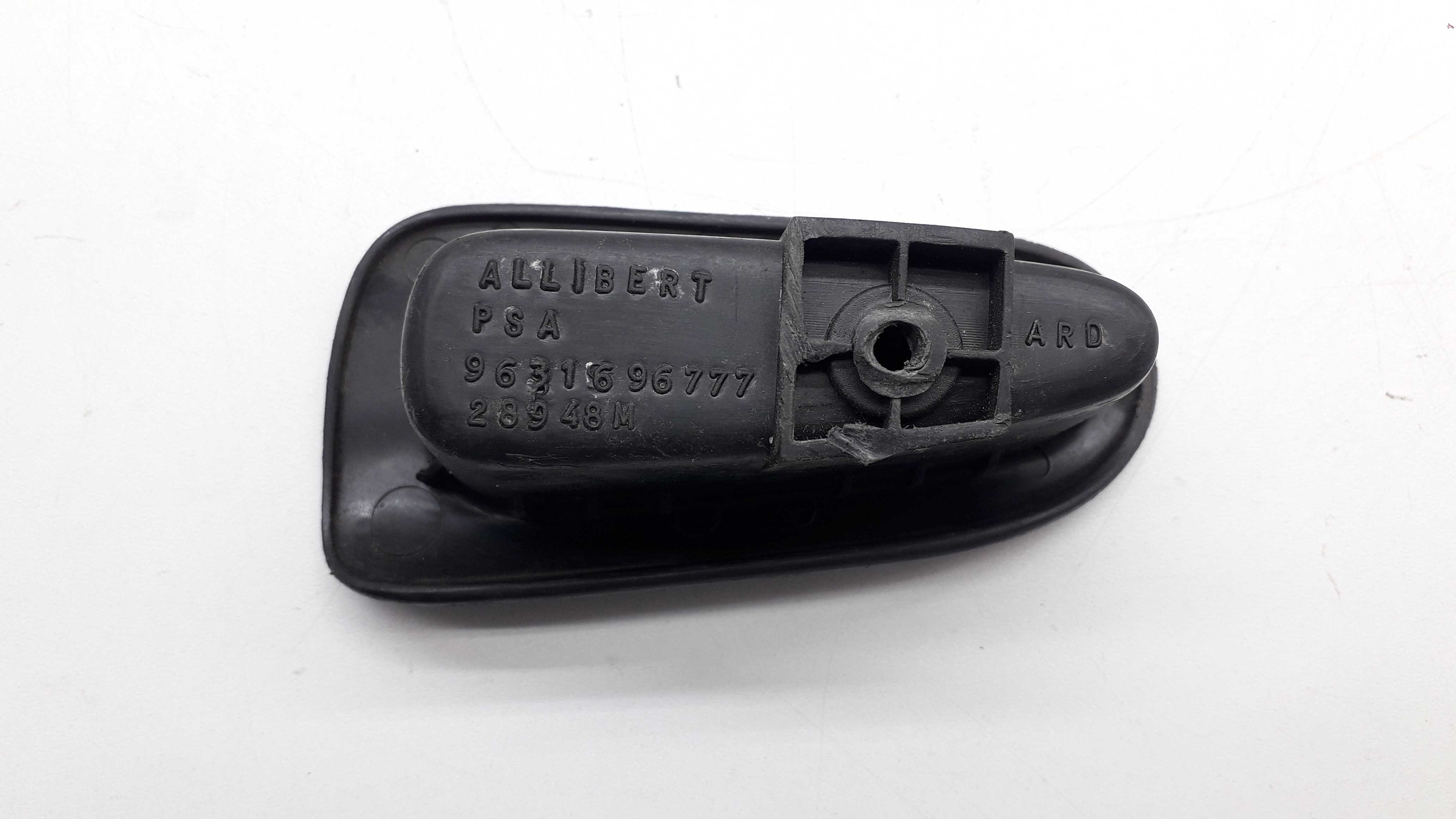 Moldura Puxador Interno Da Porta Peugeot 206 2007 6