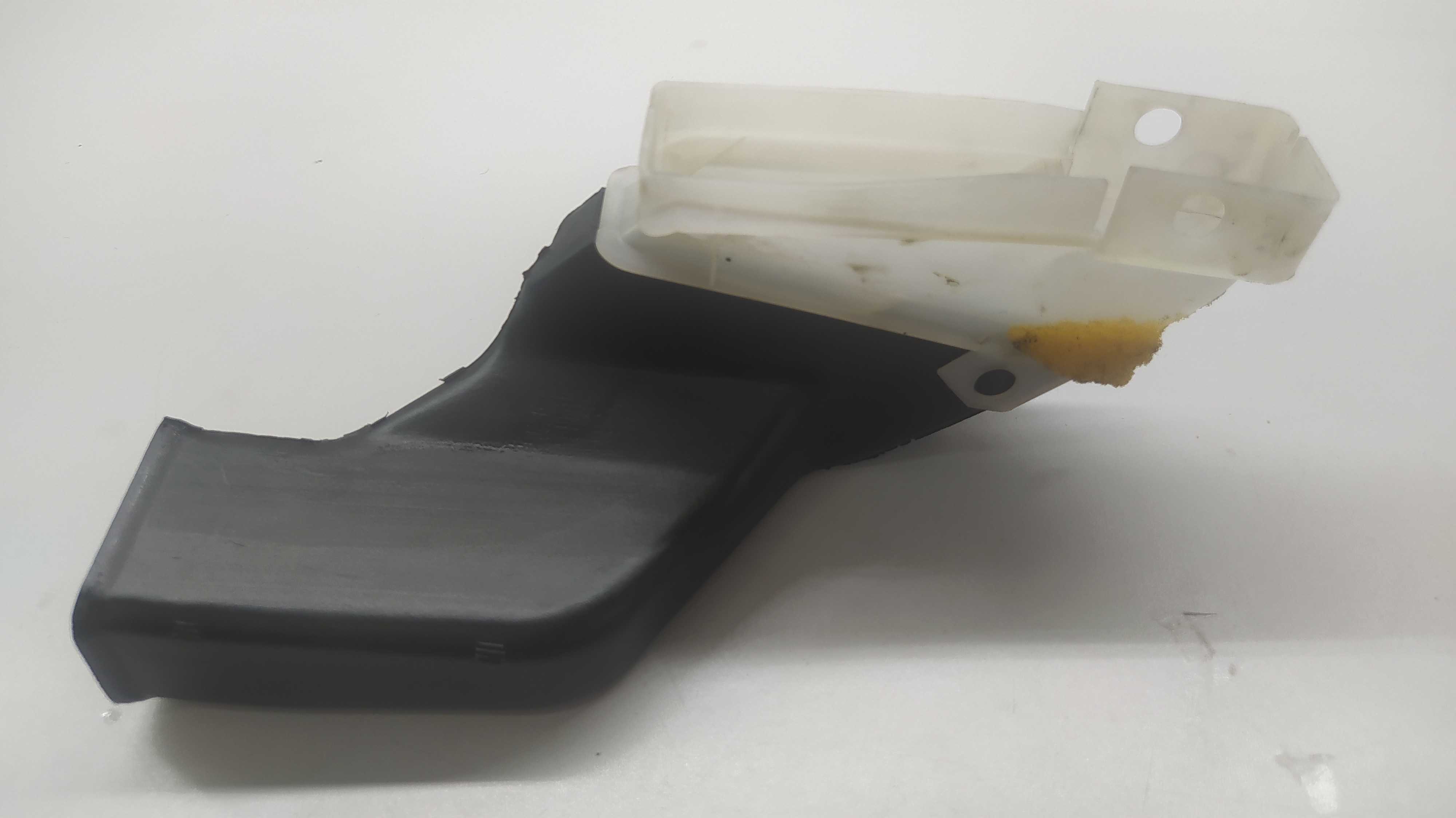 Duto De Ar Difusor Lado Direito Vw Passat 99 1