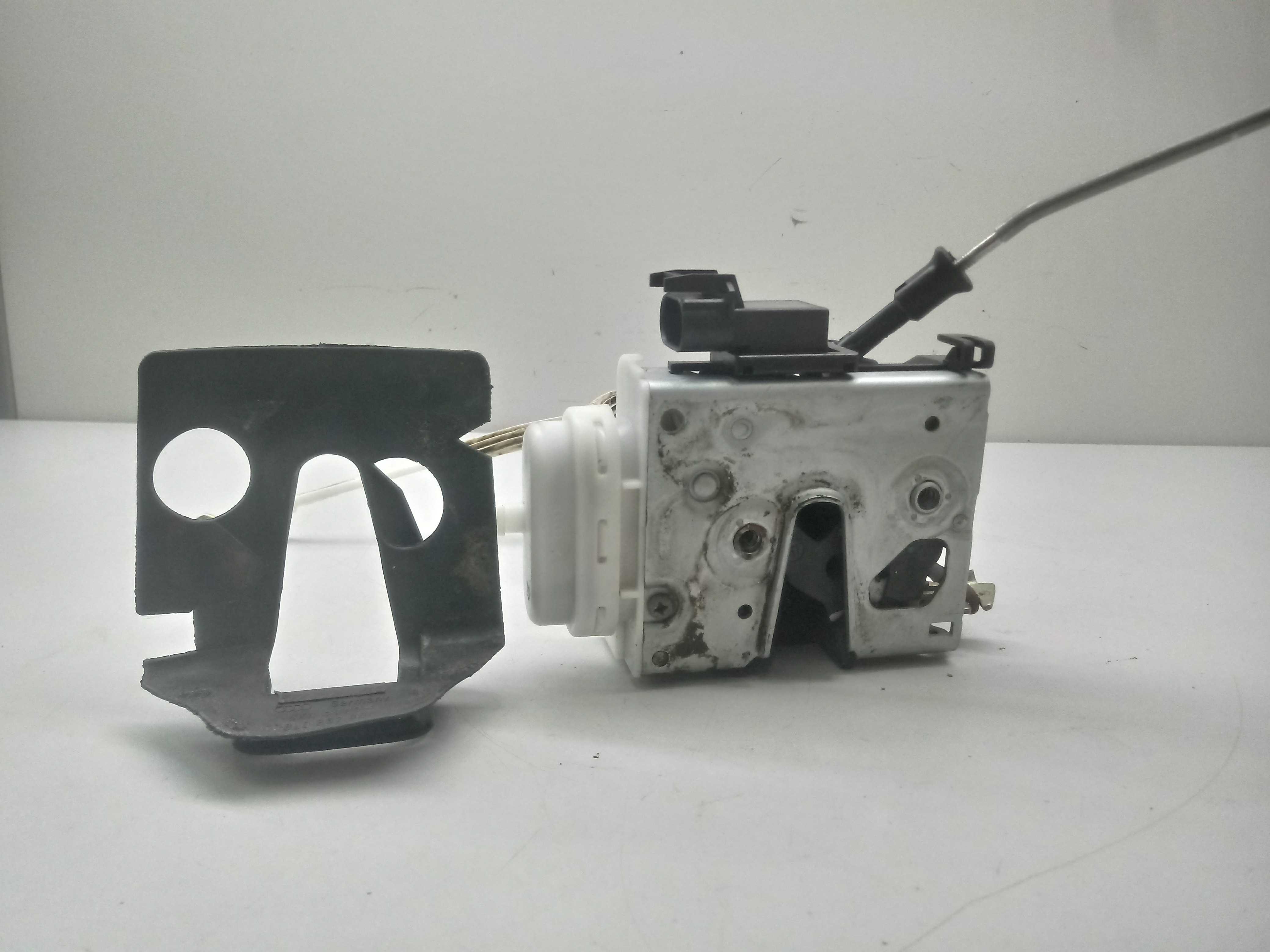 Fechadura Porta Dianteira Direita Audi A4 2000 3