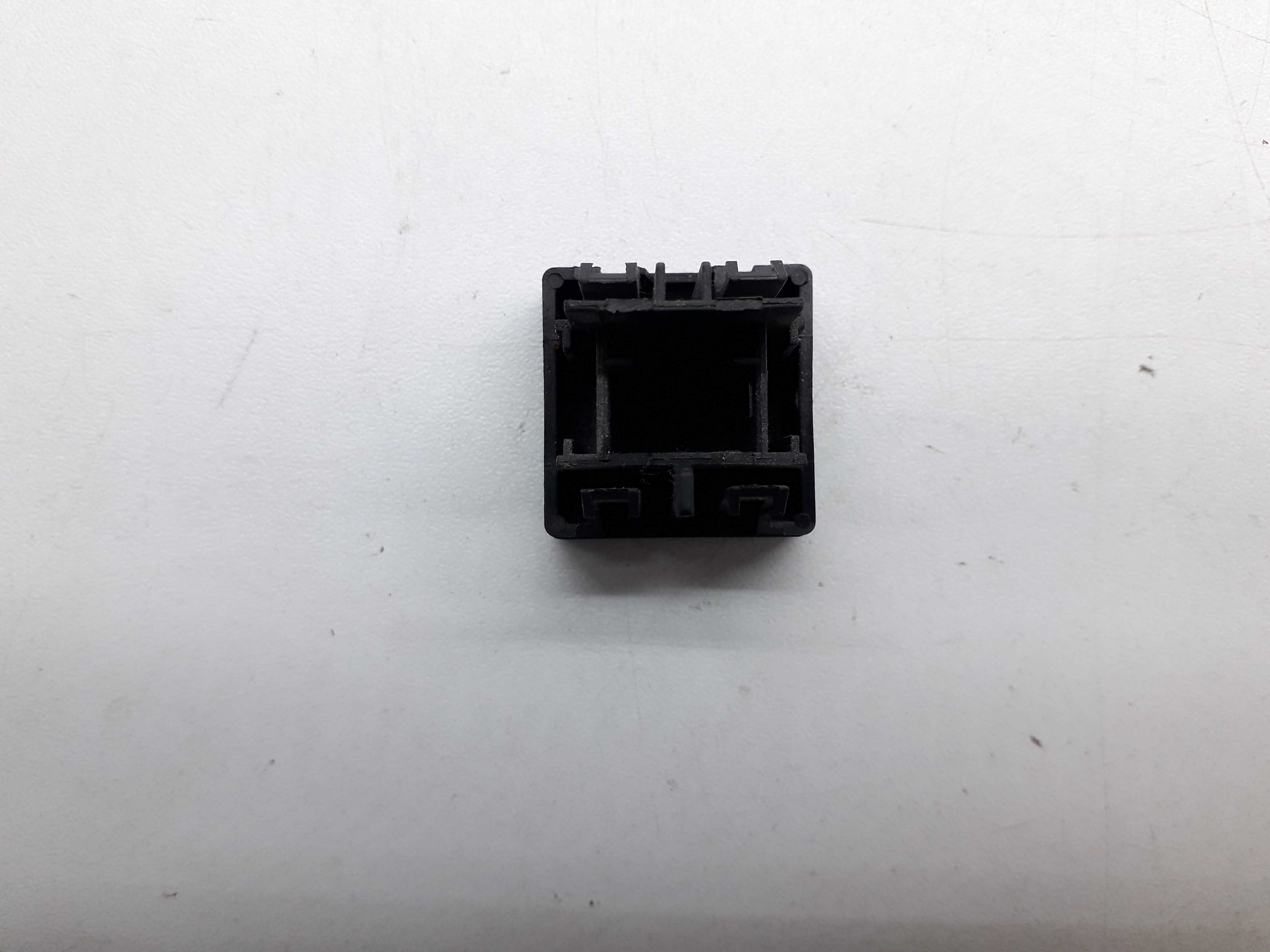 Botão Falso Painel Citroen C3 C4 2008 6