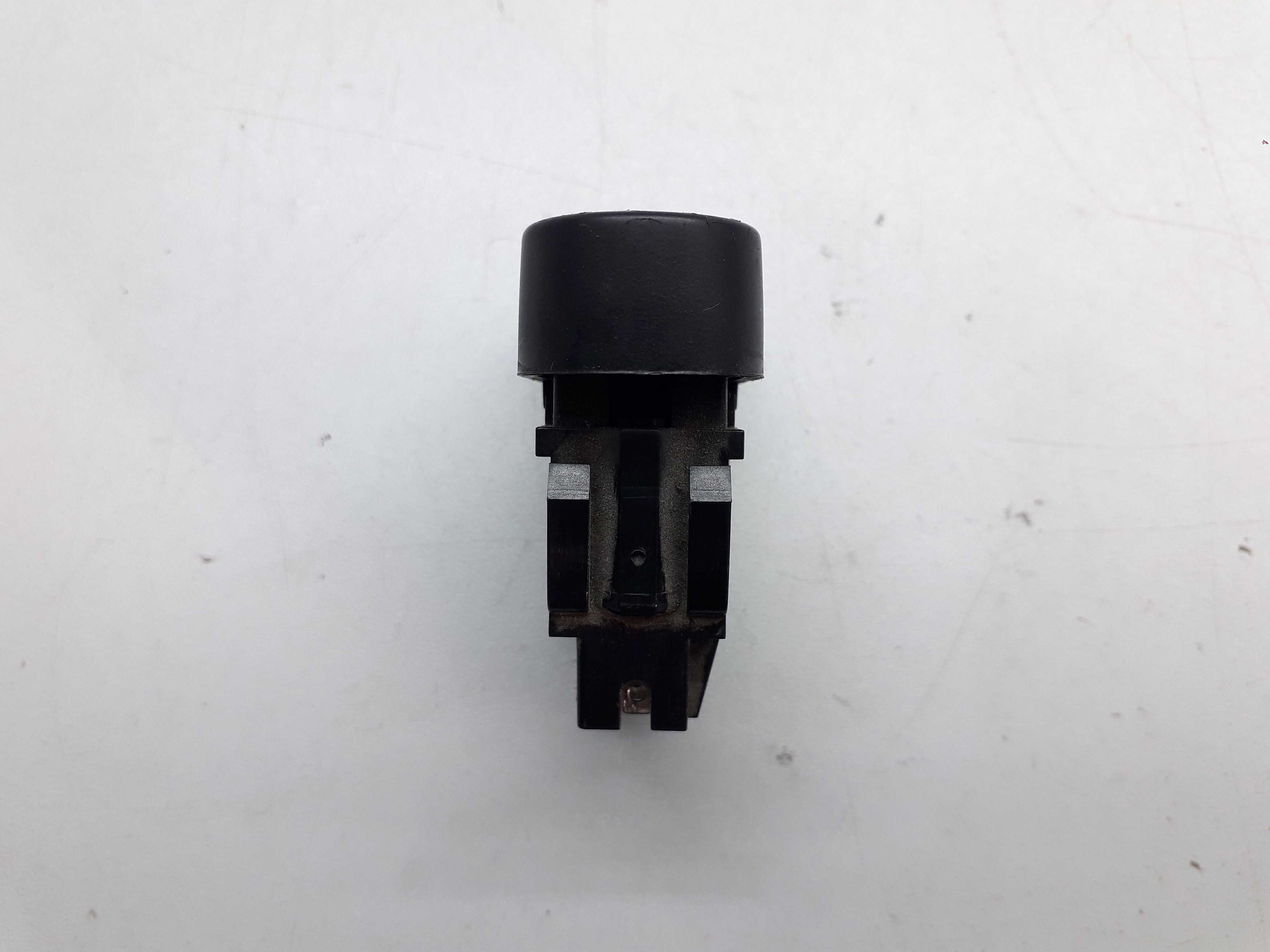 Botão Trava Elétrica Portas Renault Logan Sandero 2011 4