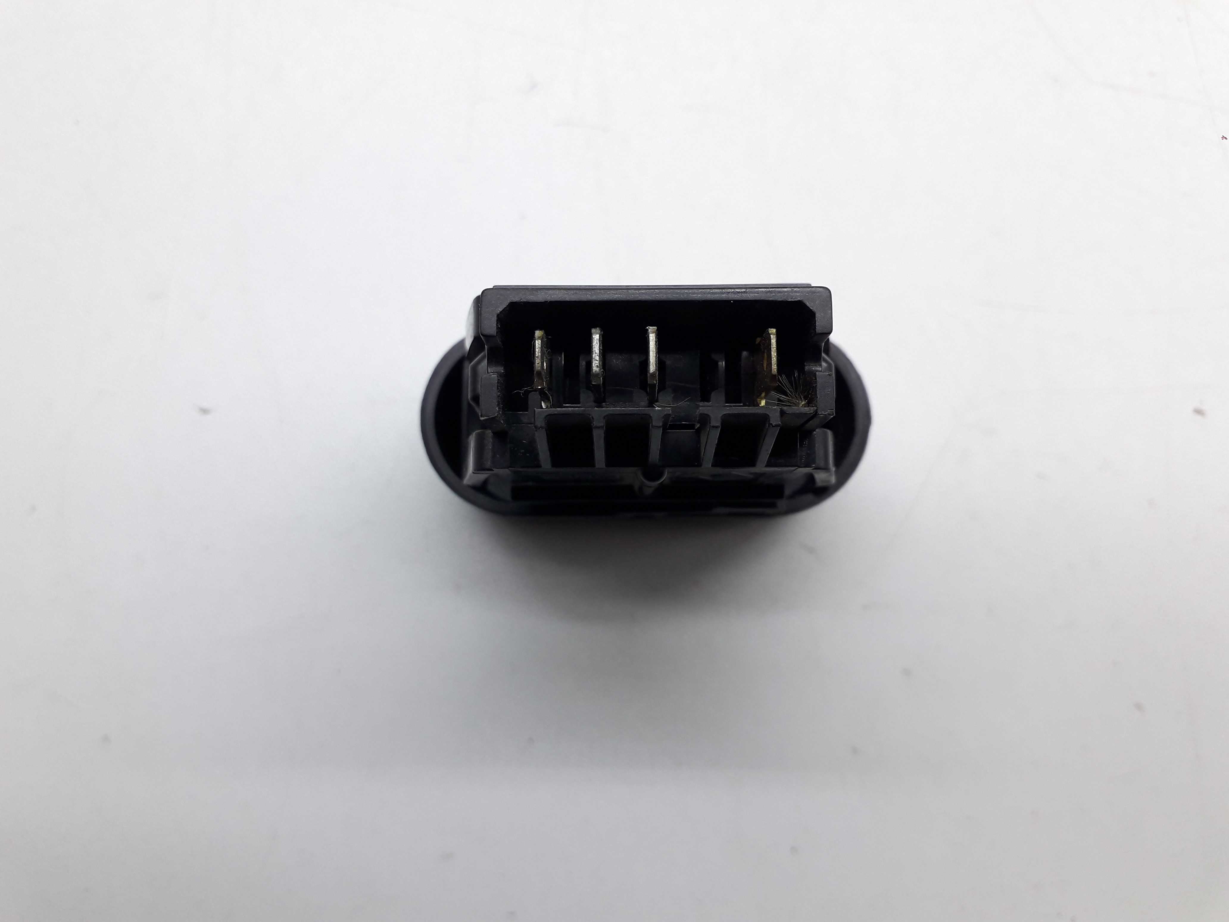 Botão Desembaçador Renault Clio 2003/2012 9
