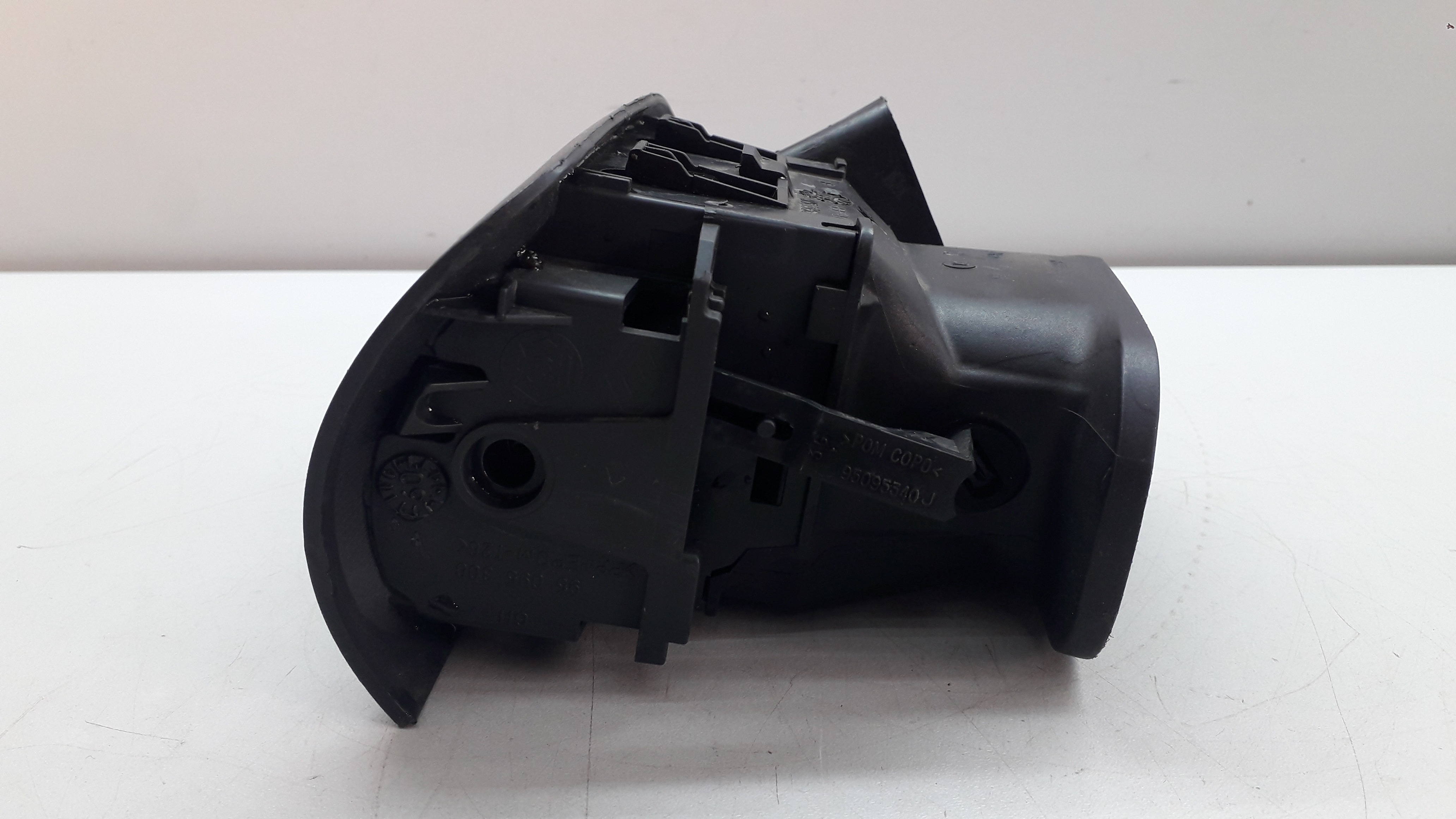 Difusor De Ar Lado Esquerdo Renault Clio 2000/2007 4