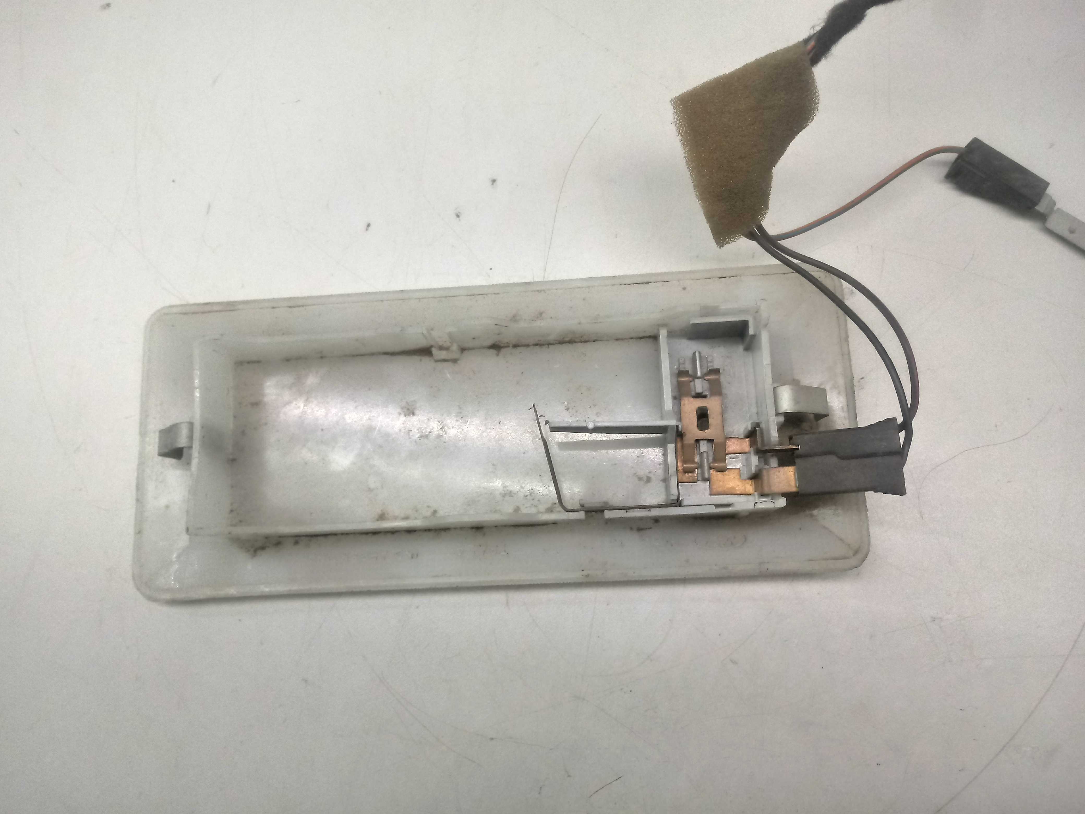 Luz De Teto Cortesia Ford Ka 97/01 2