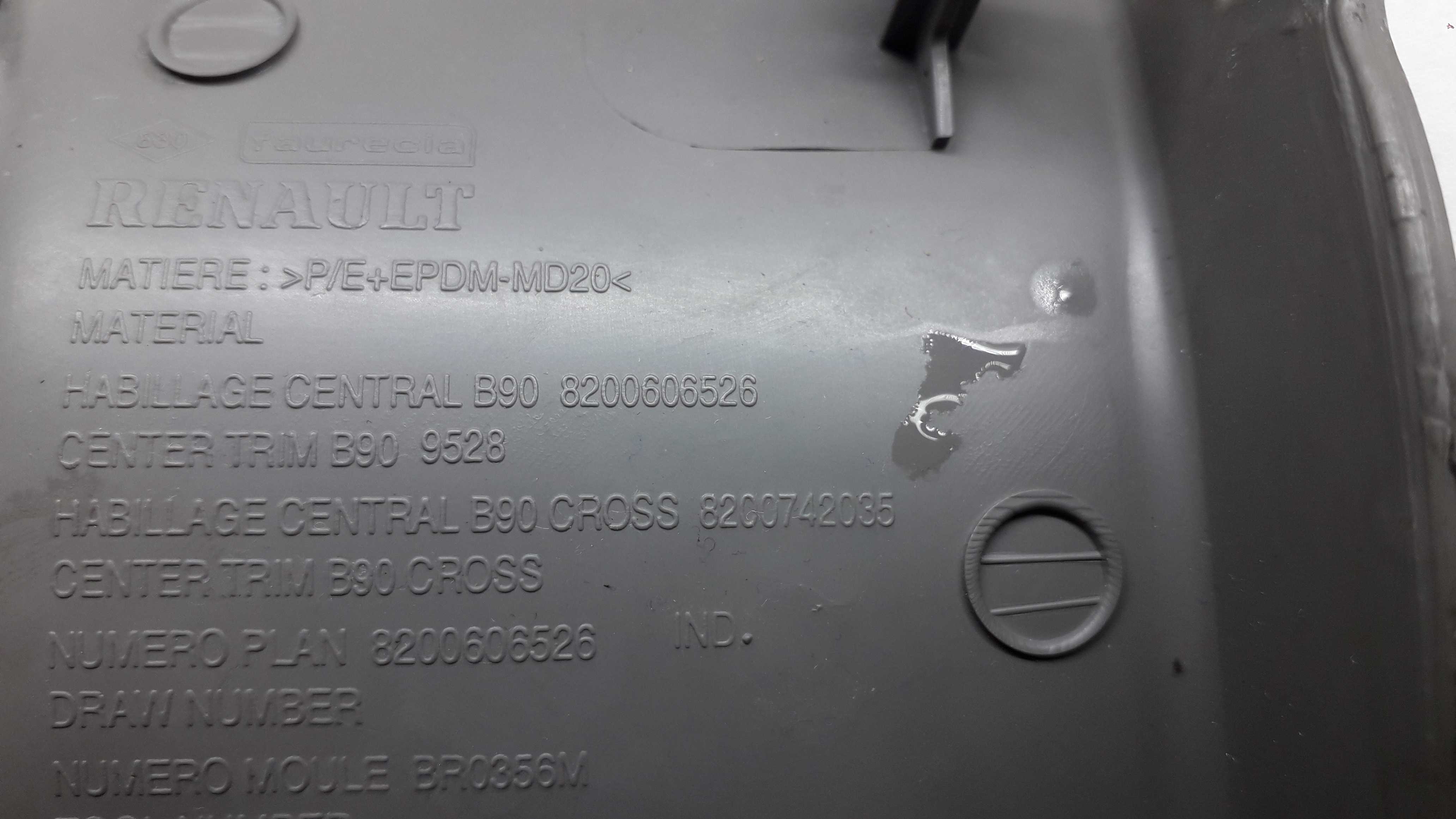 Acabamento Painel Inferior Direito Renault Sandero 08/11 Cinza 6