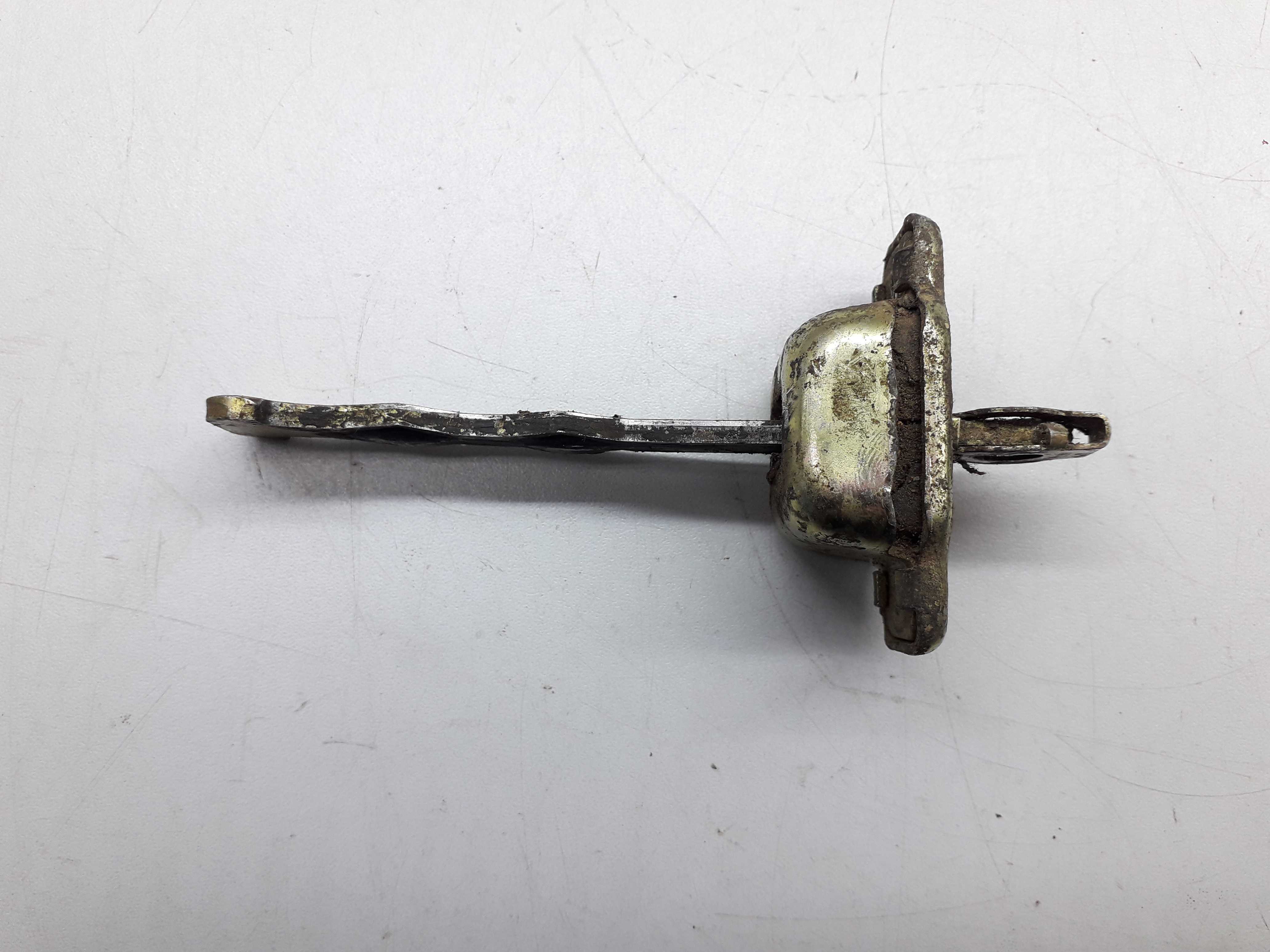Limitador Porta Traseira Vw Golf 1995 6