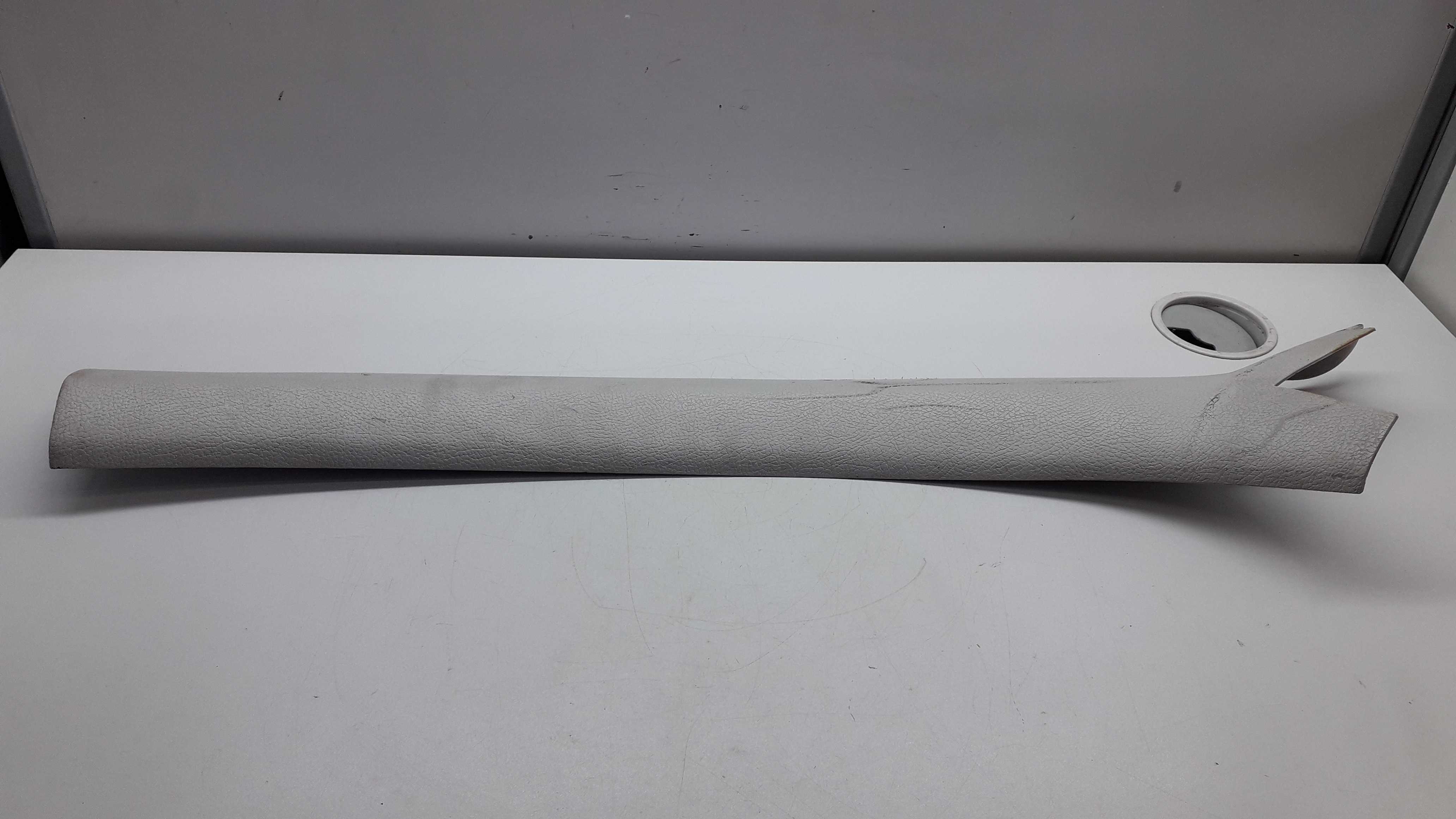 Moldura Coluna Parabrisa Esquerda Peugeot 206 2001/2008 2