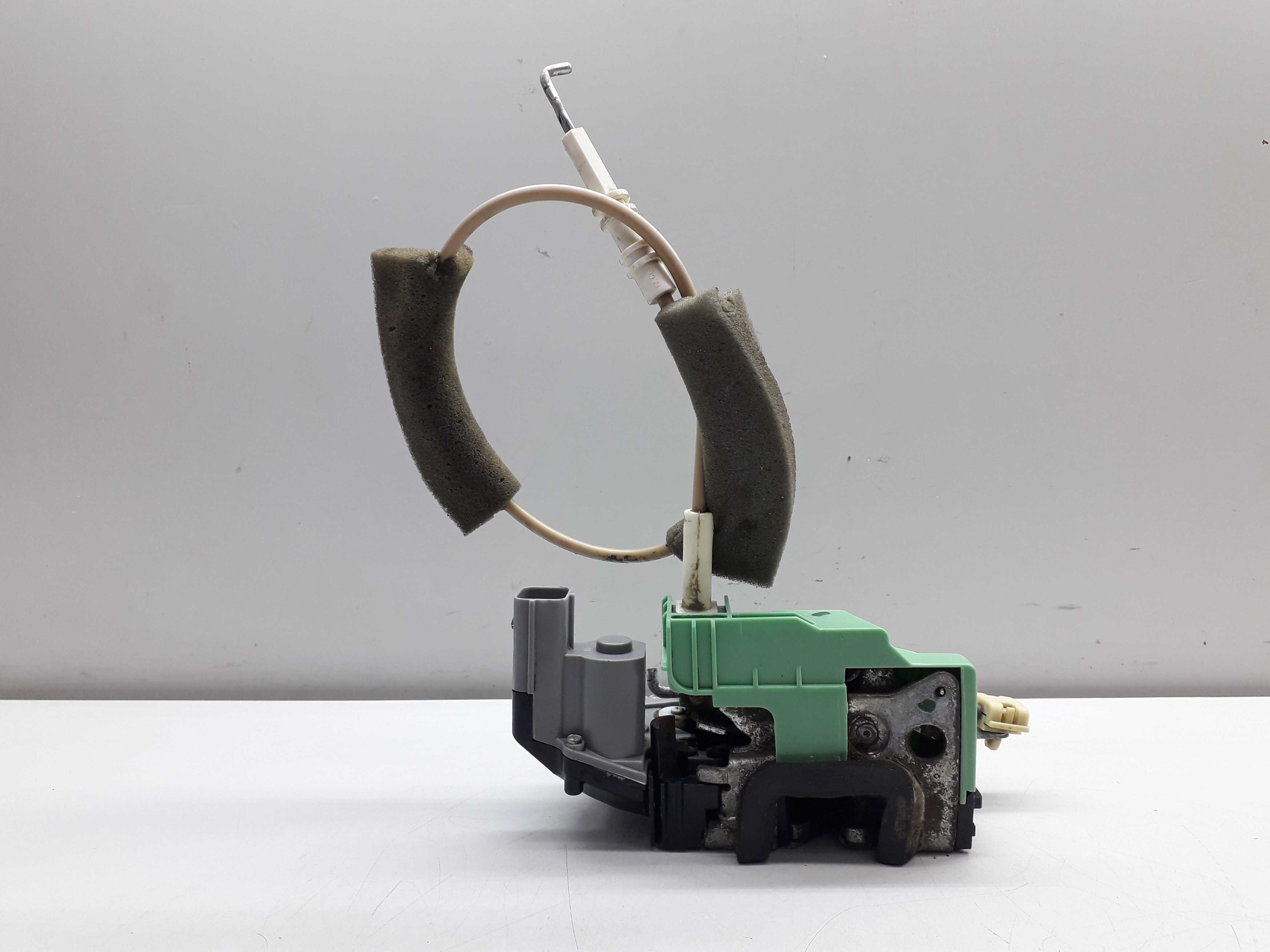 Fechadura Porta Dianteira Direita Fiat Punto 2009/2013 3