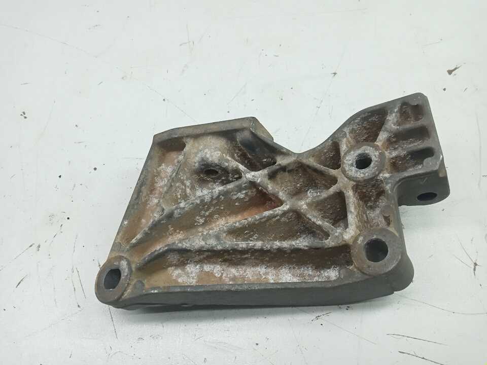 Suporte Alternador Corsa 3