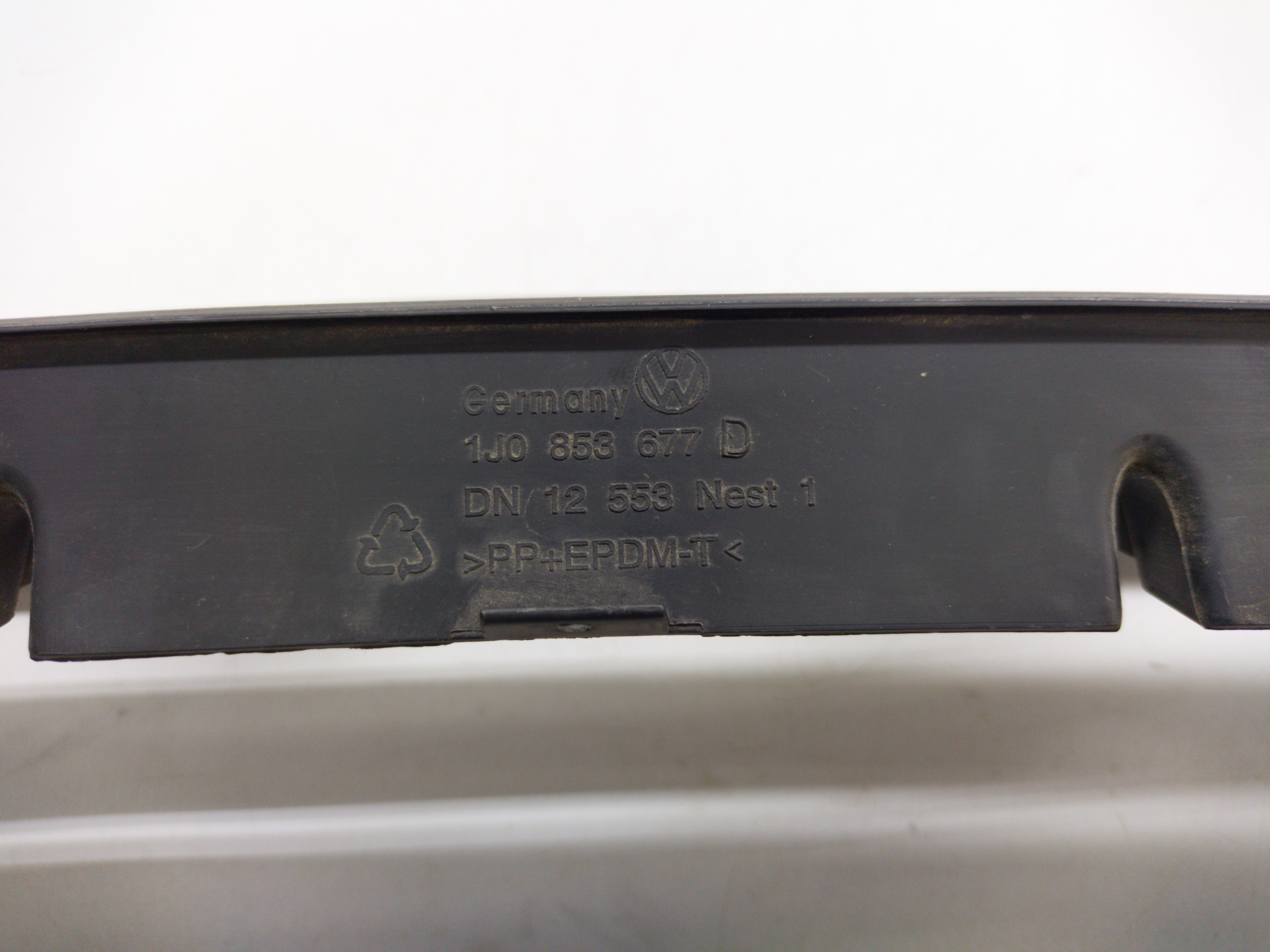 Grade Para-choque Dianteiro Vw Golf 98/05 Rmd Preto 5